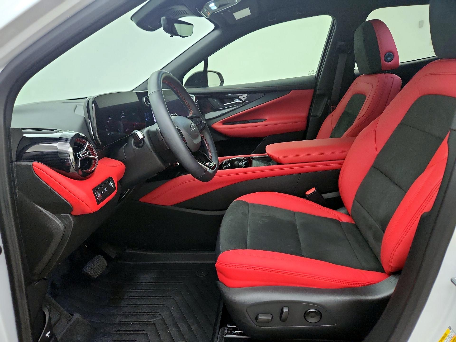 Thumbnail: 2024 Chevrolet Blazer EV - 11