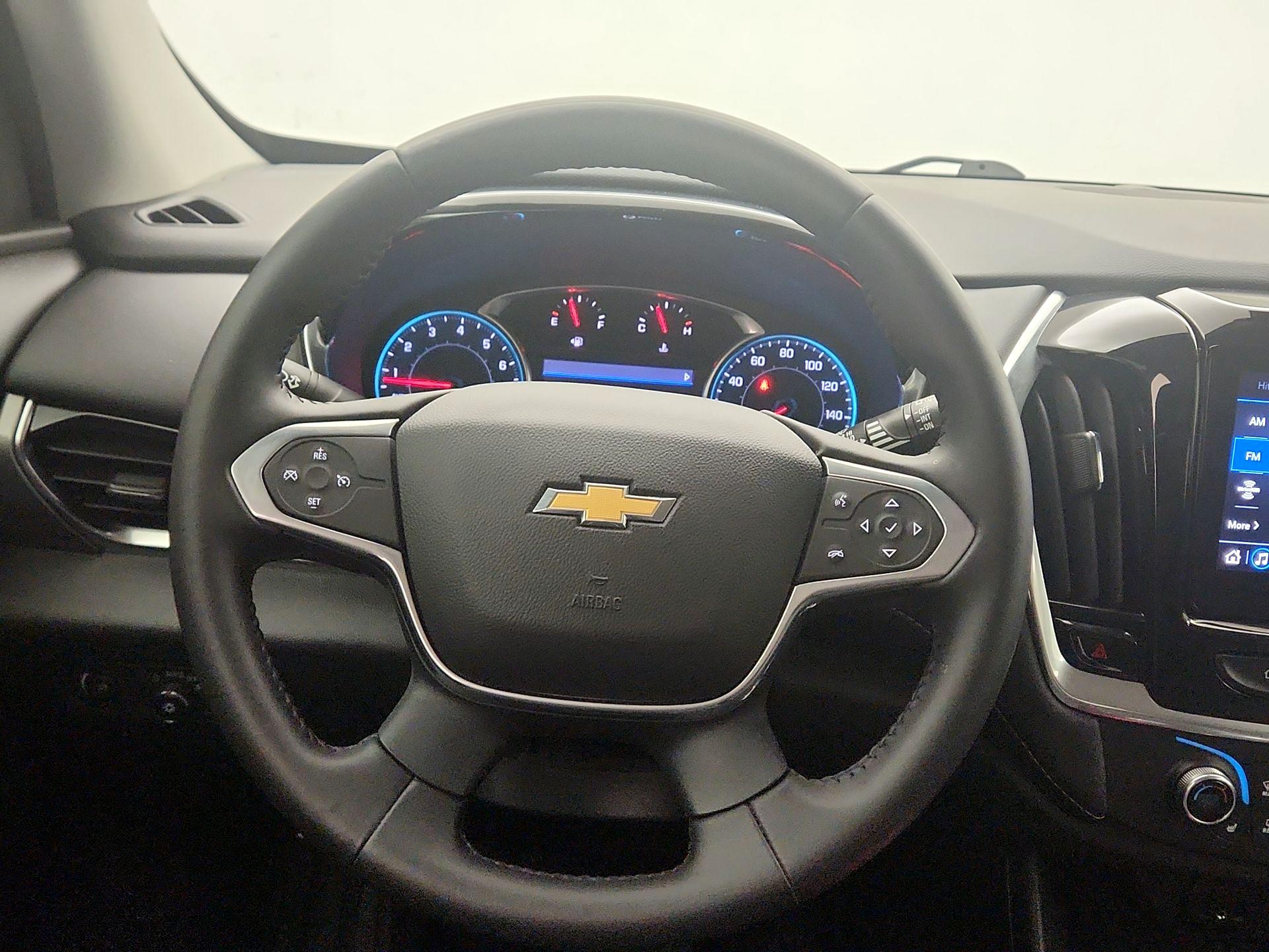 Thumbnail: 2021 Chevrolet Traverse - 10