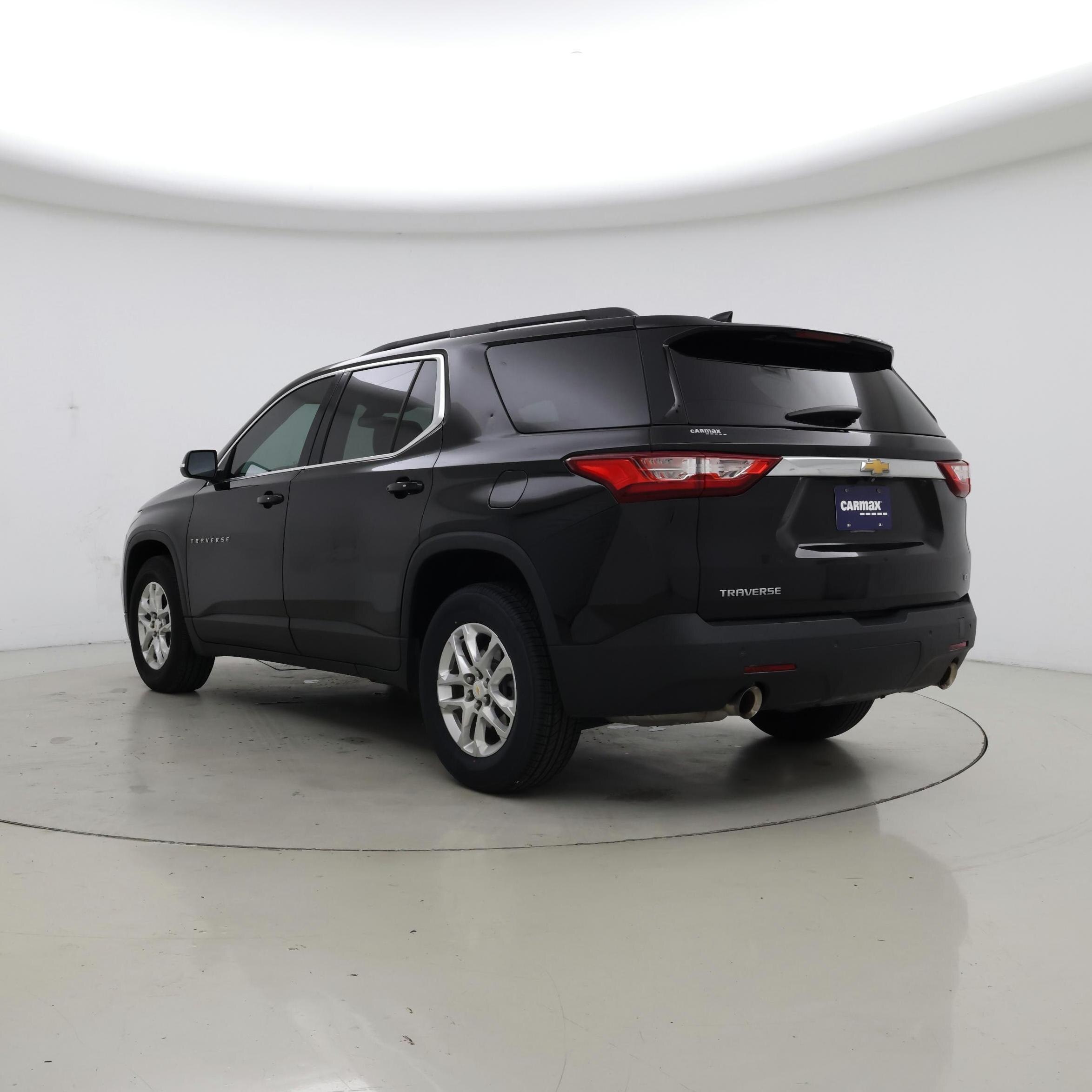 Thumbnail: 2021 Chevrolet Traverse - 2