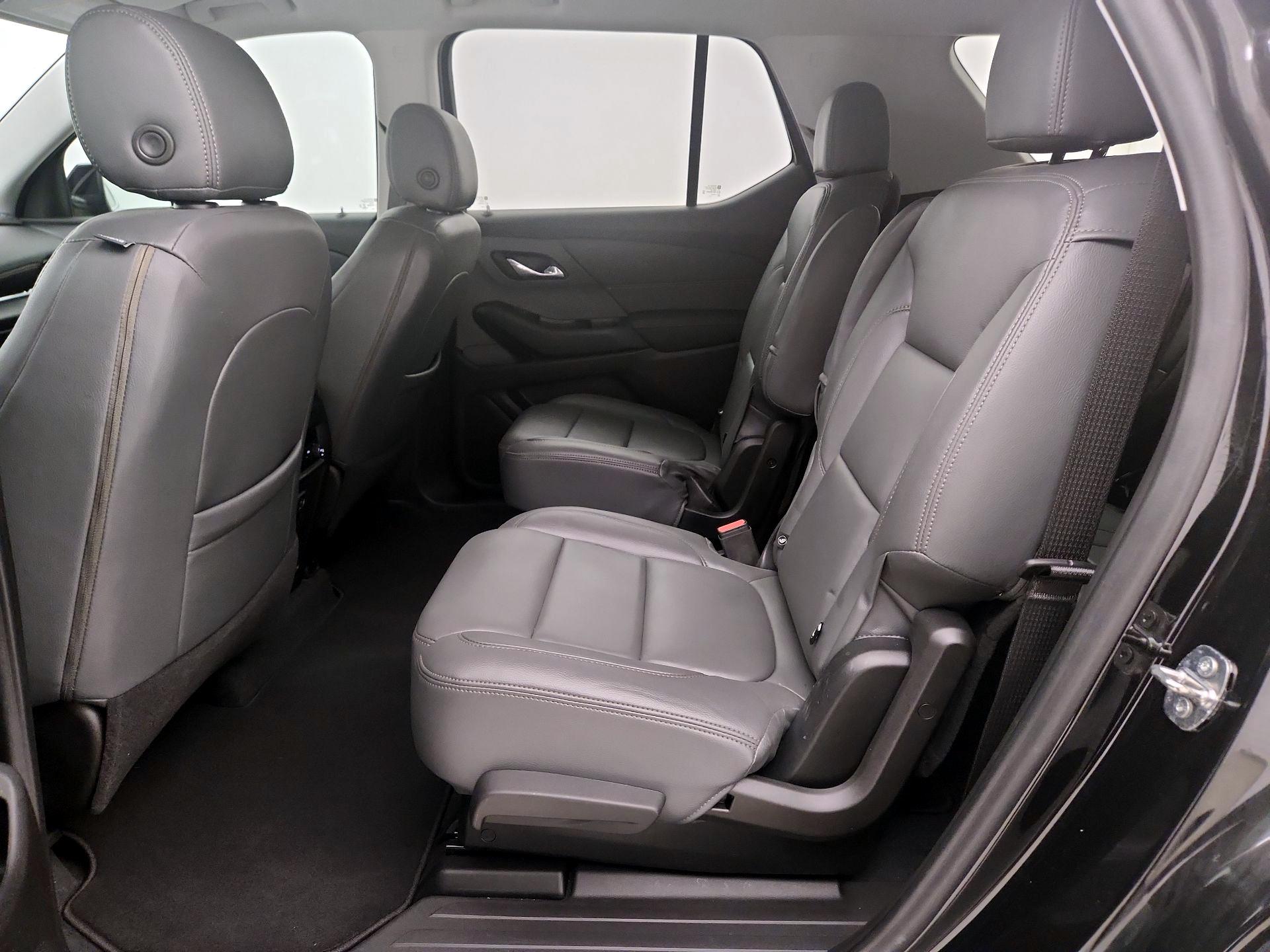 Thumbnail: 2021 Chevrolet Traverse - 19