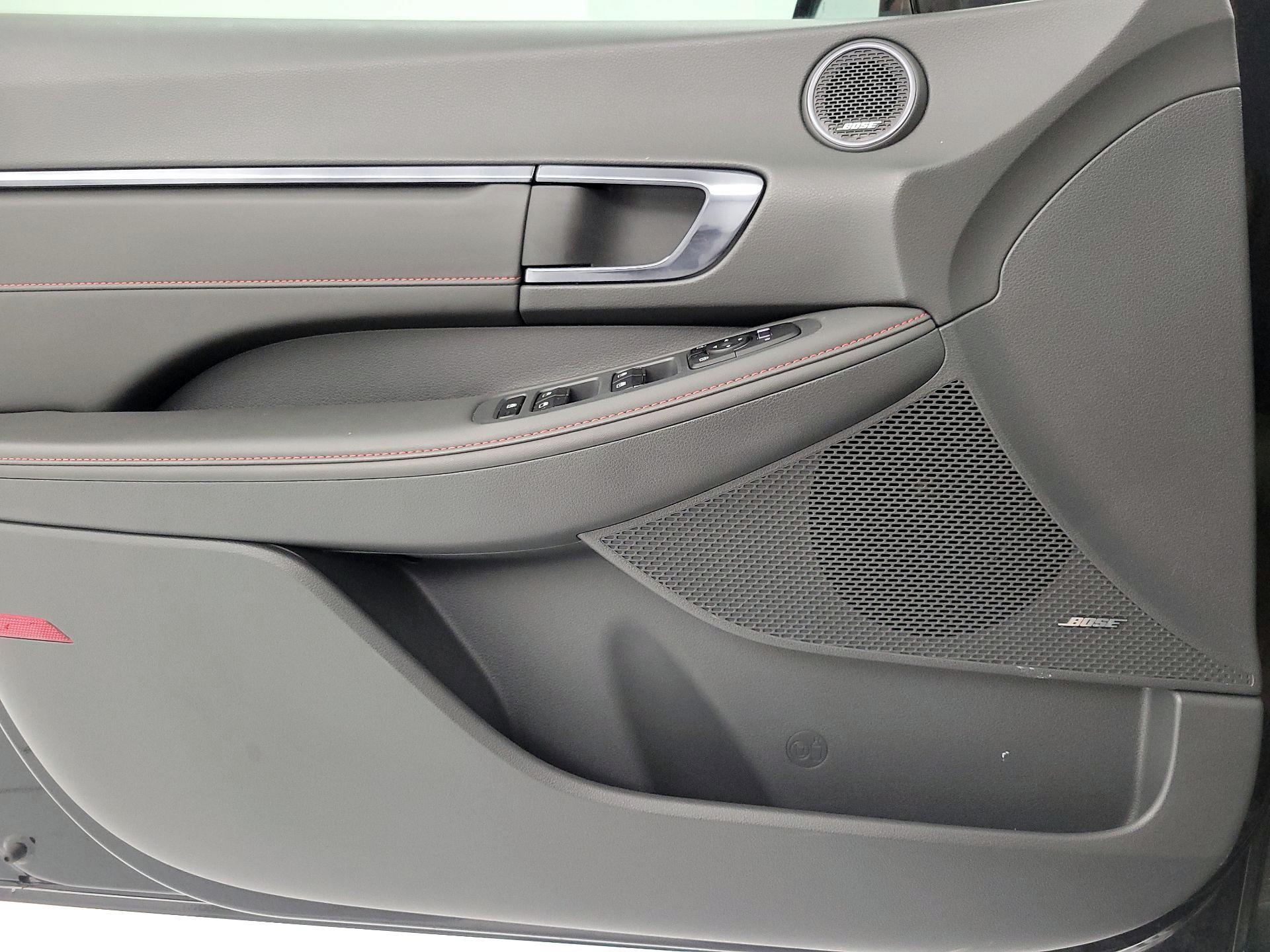 Thumbnail: 2022 Hyundai Sonata - 10