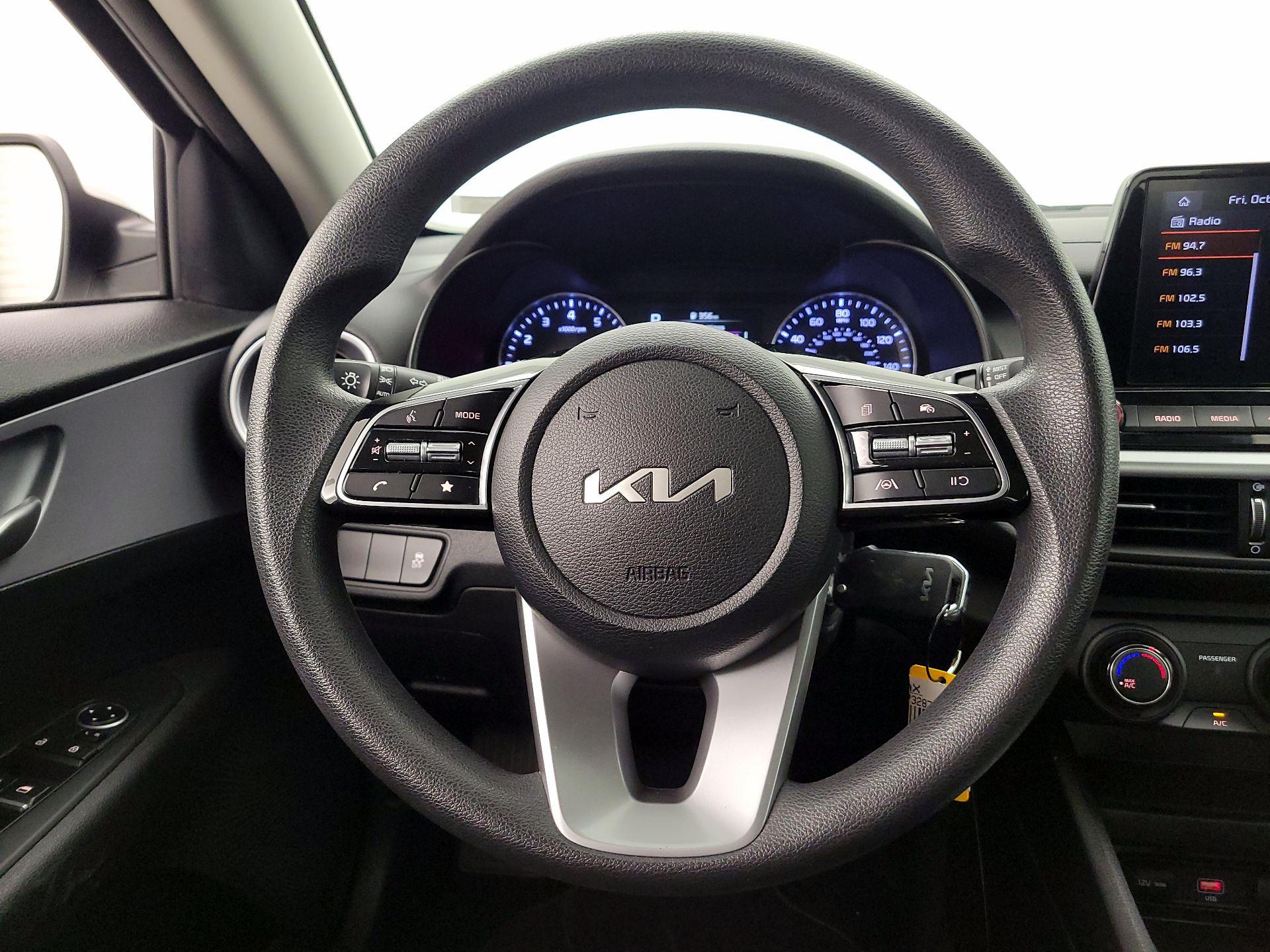 Thumbnail: 2024 Kia Forte - 10