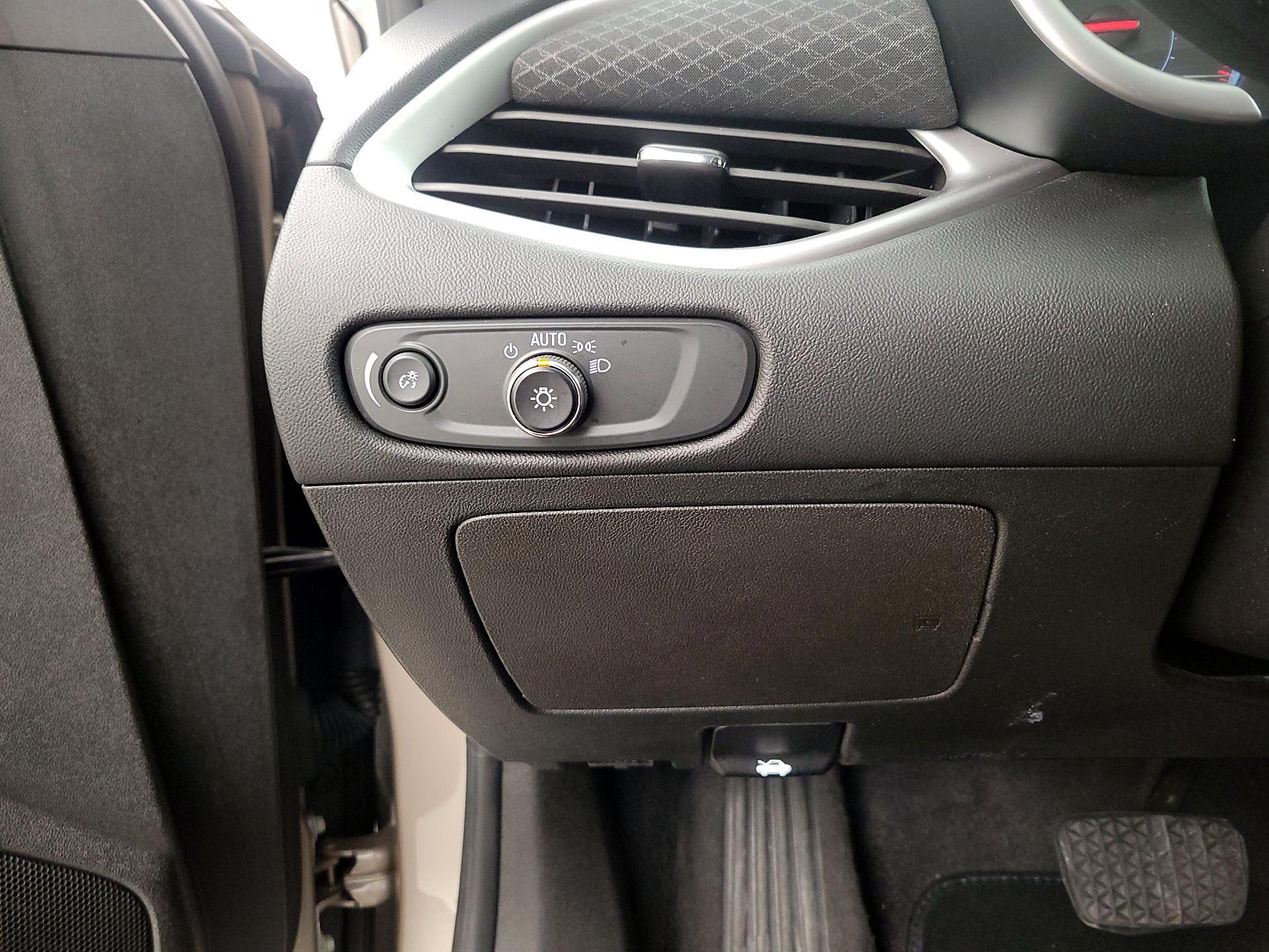 Thumbnail: 2023 Chevrolet Malibu - 13