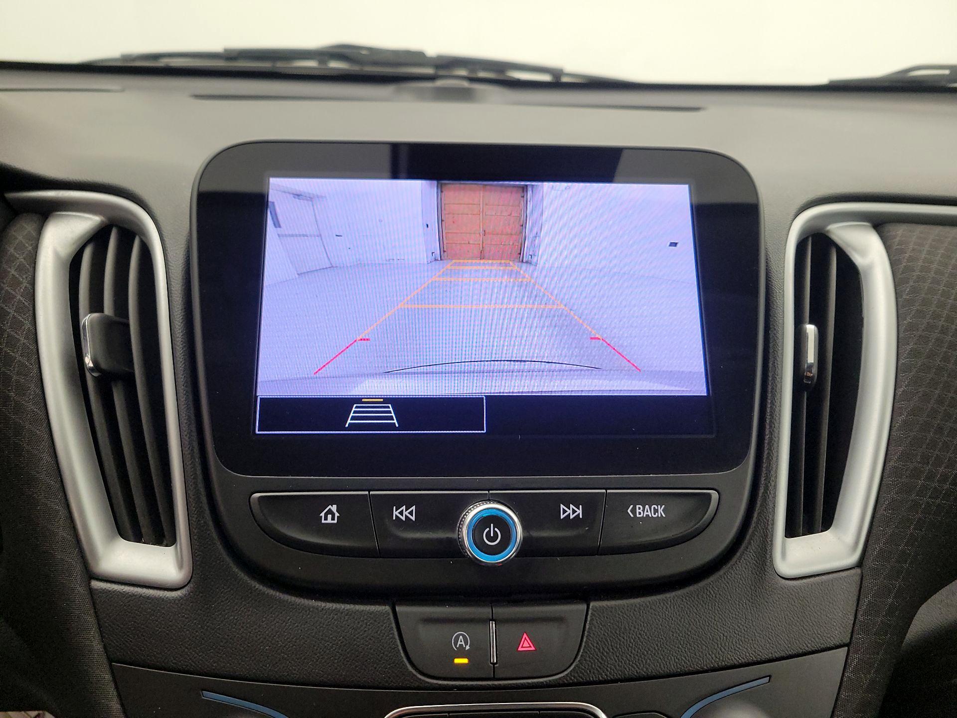 Thumbnail: 2023 Chevrolet Malibu - 14