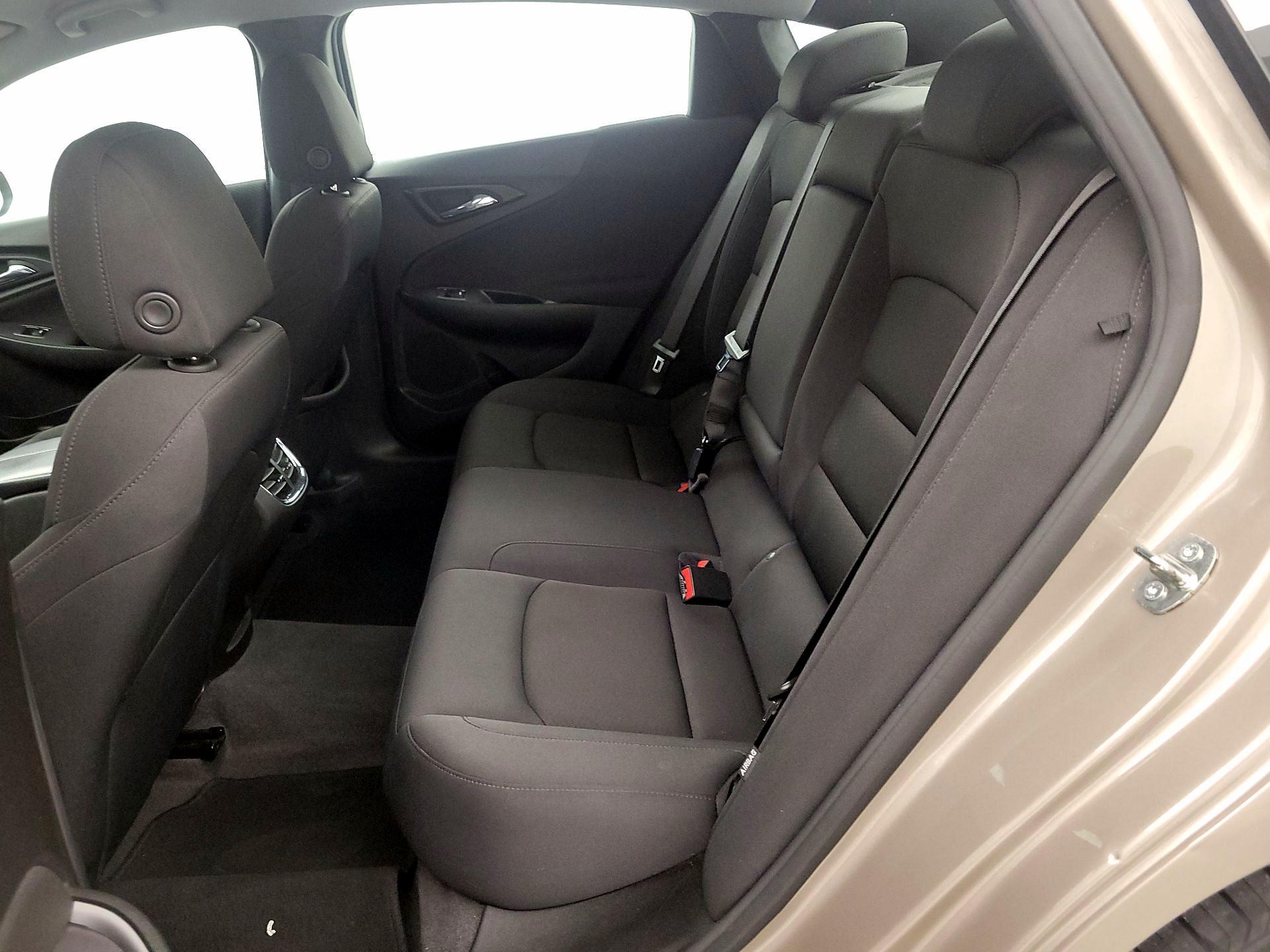 Thumbnail: 2023 Chevrolet Malibu - 19