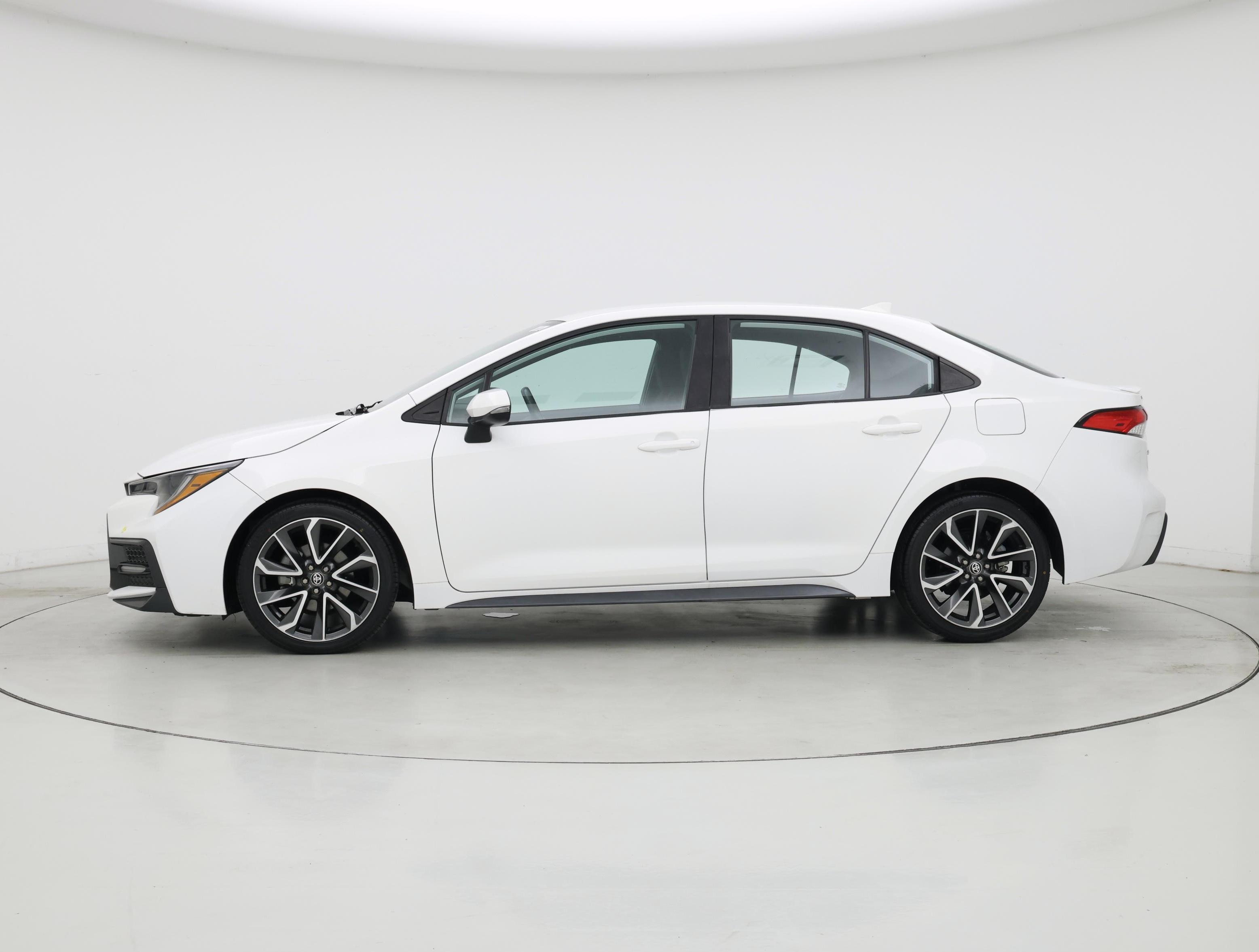 Thumbnail: 2022 Toyota Corolla - 3