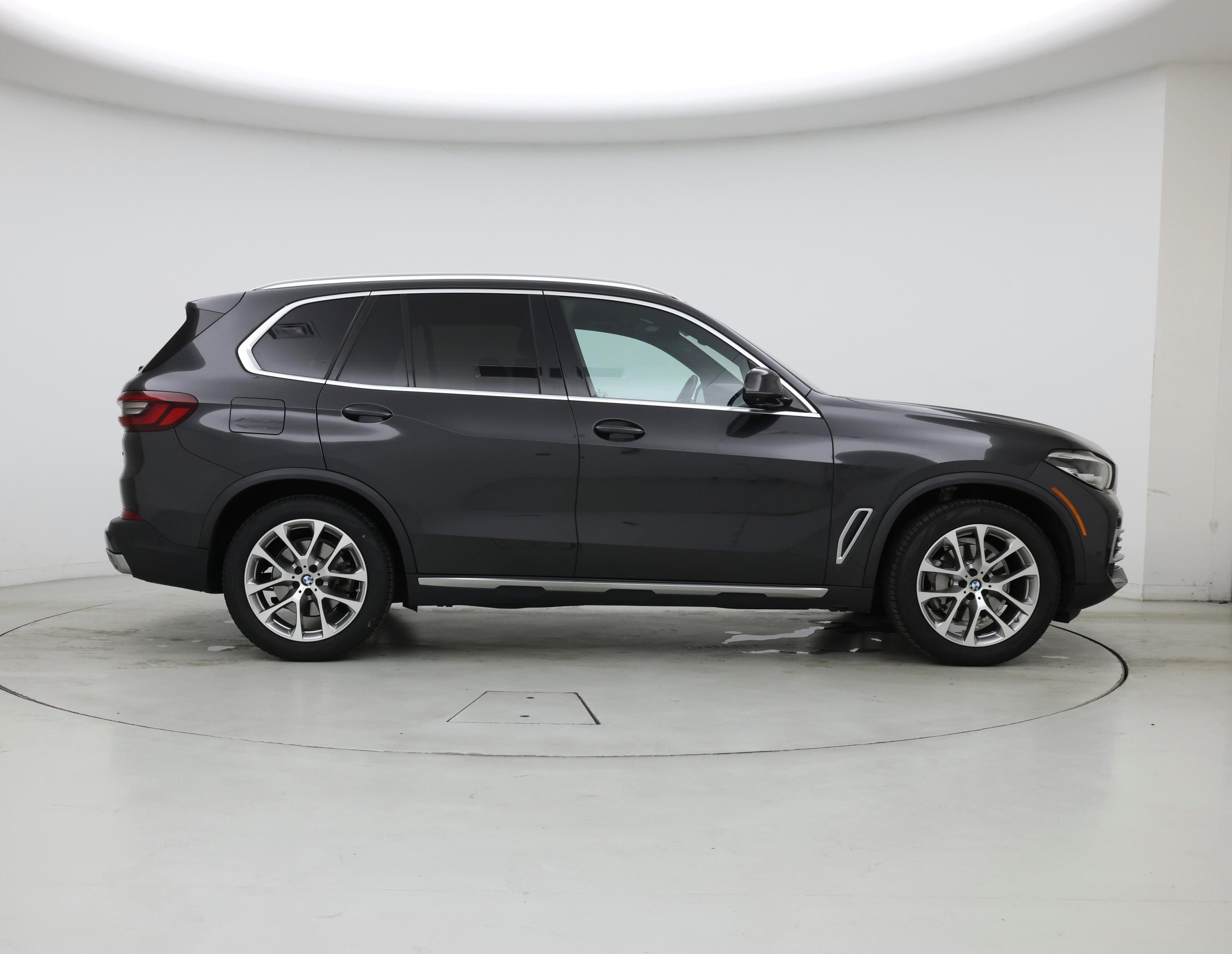 Thumbnail: 2023 BMW X5 - 7