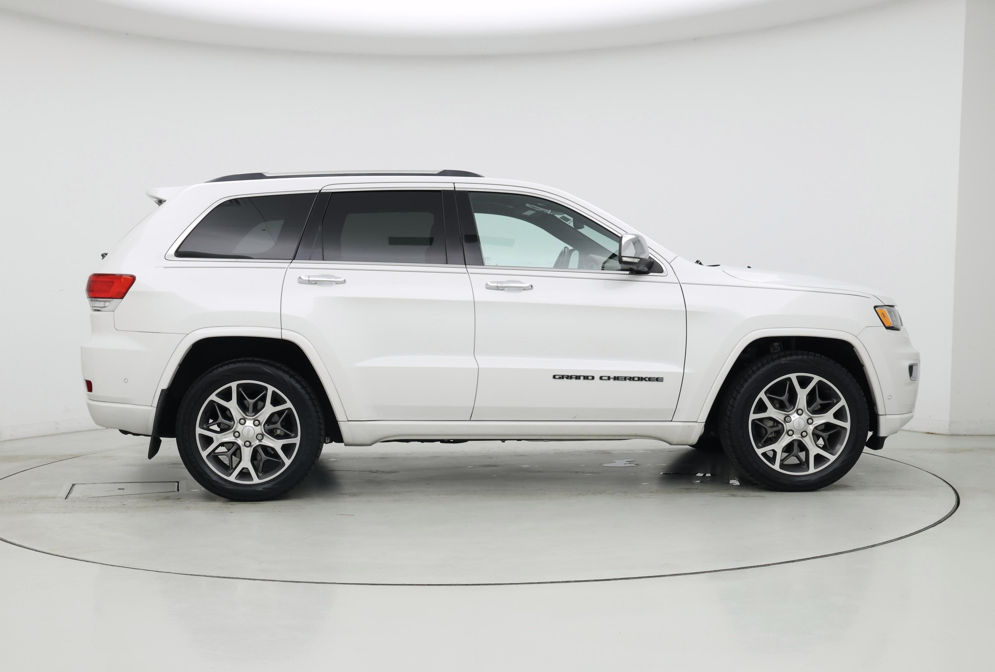 Thumbnail: 2020 Jeep Grand Cherokee - 7