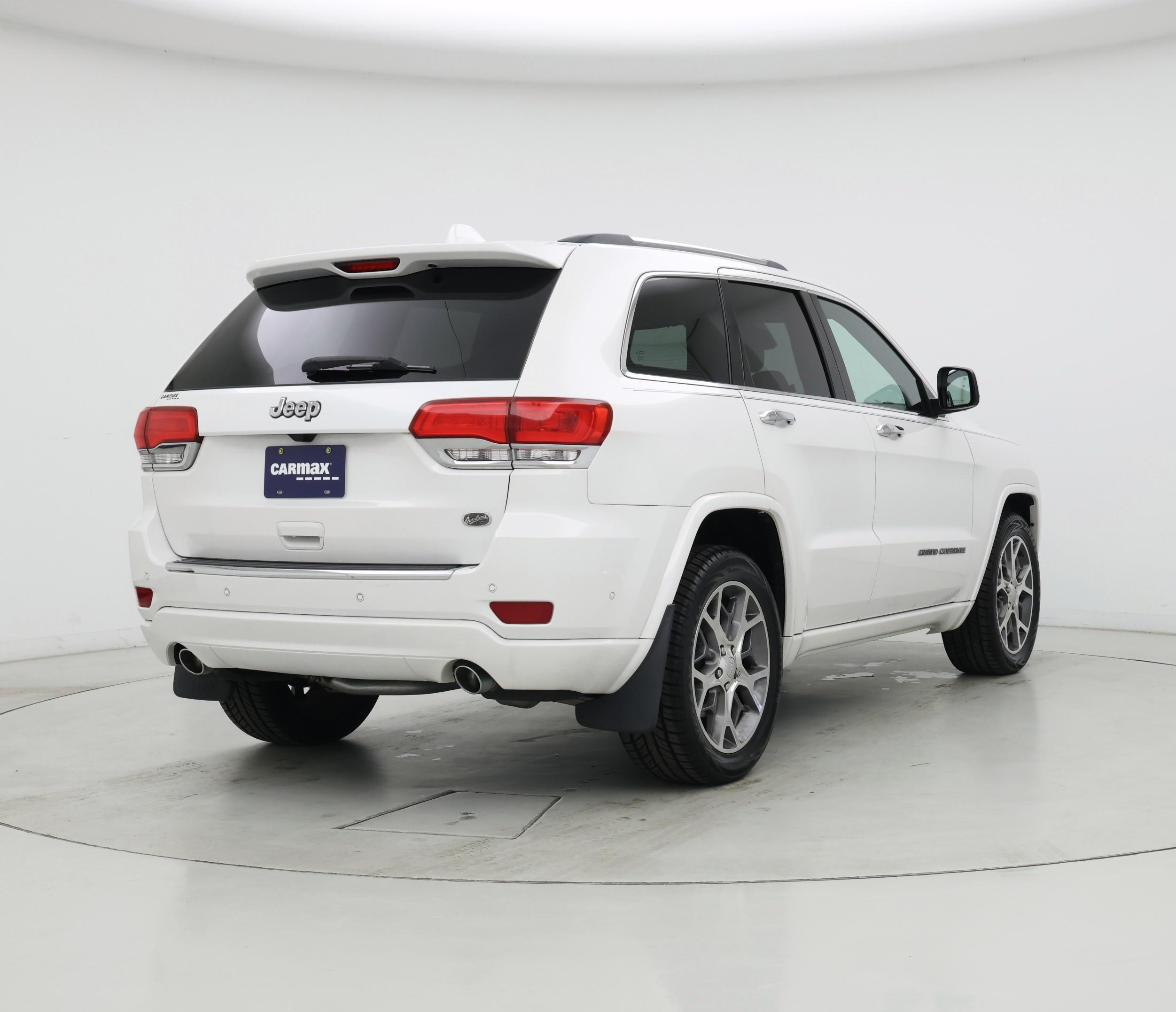 Thumbnail: 2020 Jeep Grand Cherokee - 8