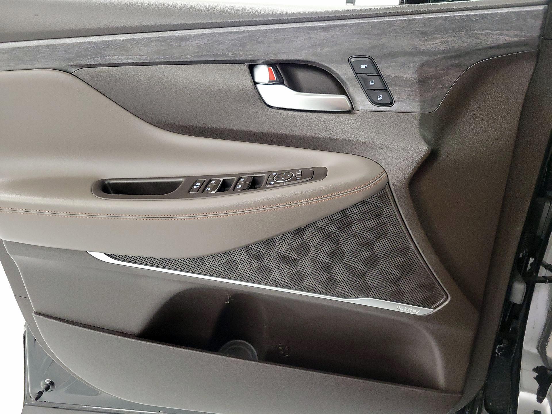 Thumbnail: 2019 Hyundai Santa Fe - 12
