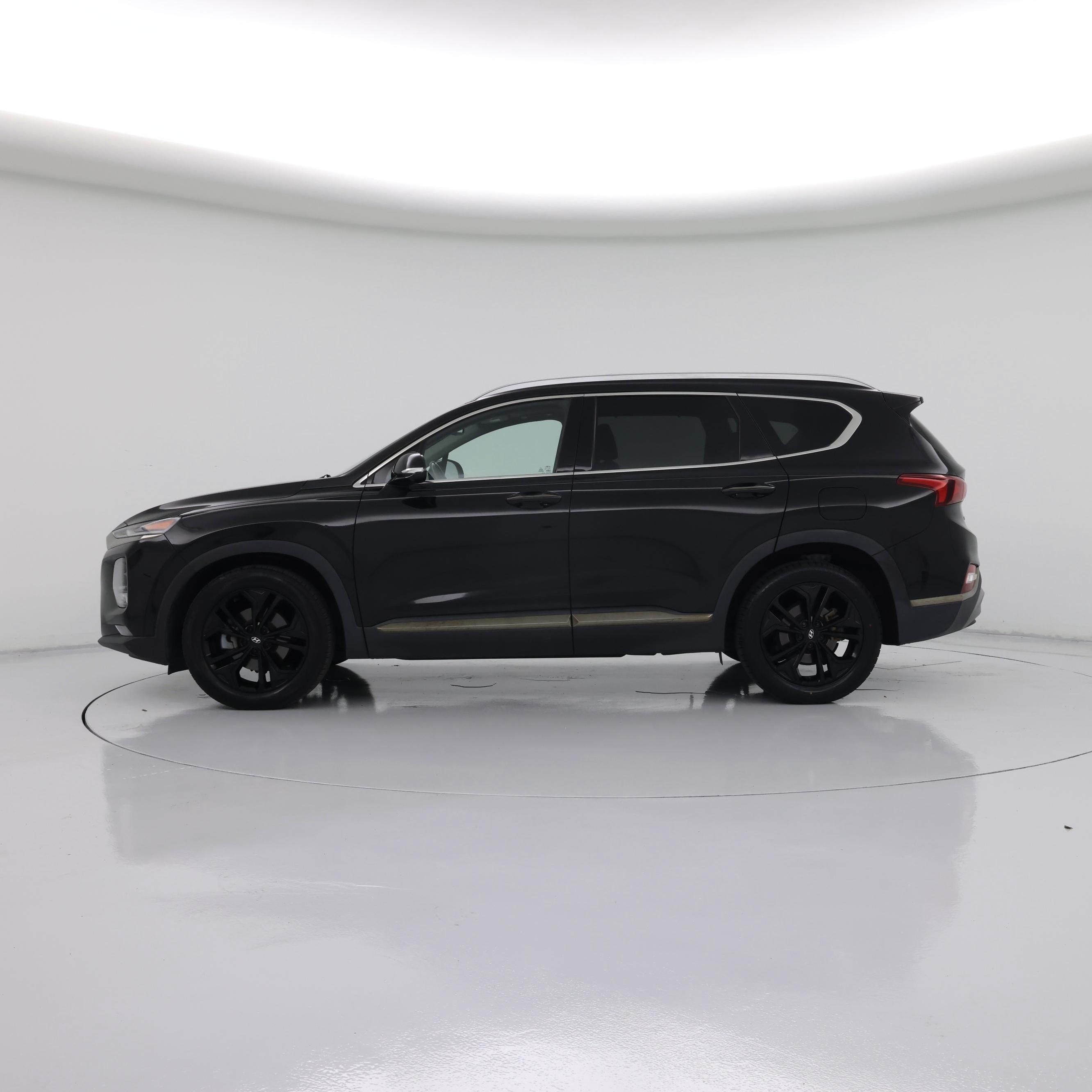 Thumbnail: 2019 Hyundai Santa Fe - 3
