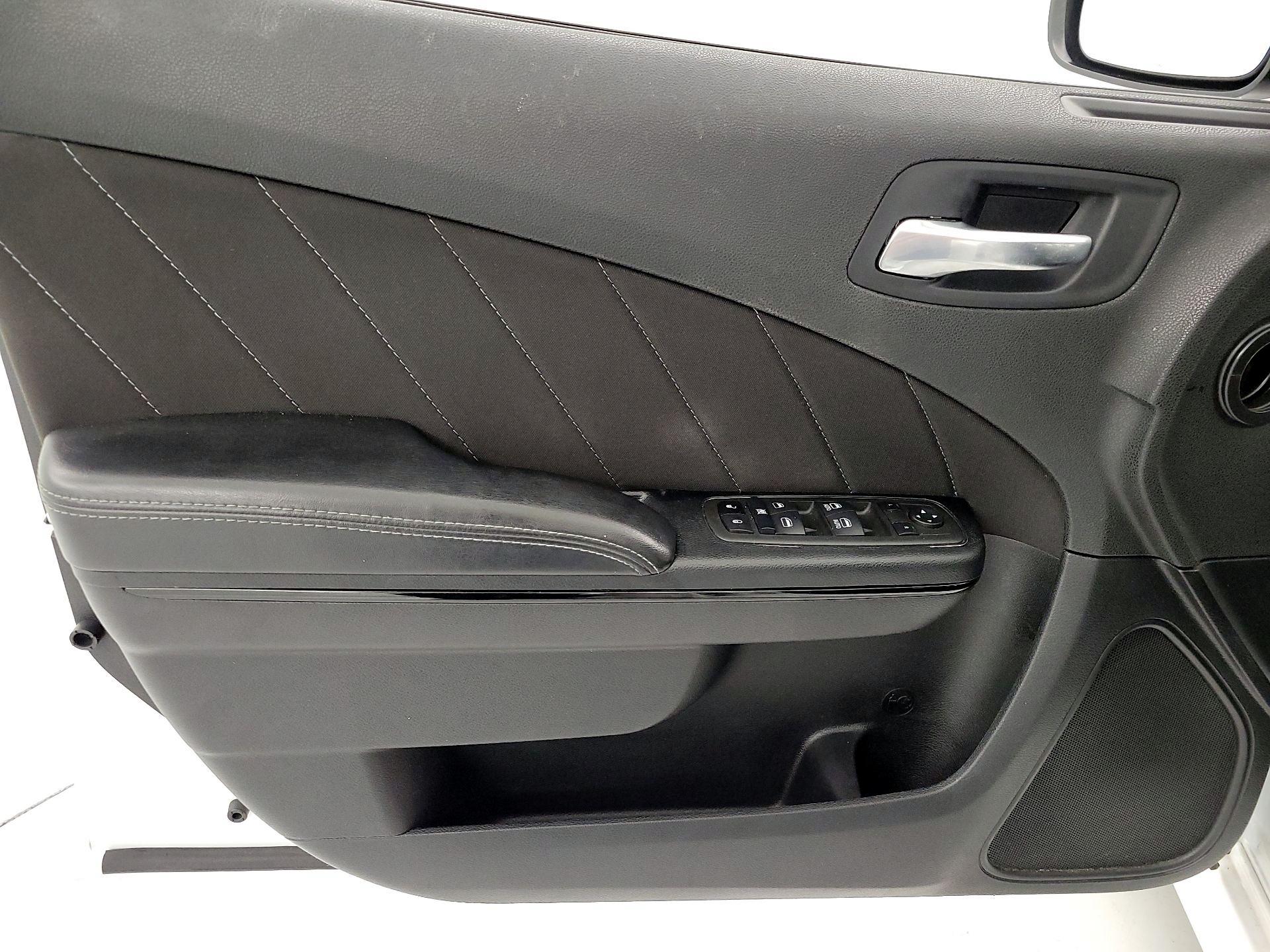 Thumbnail: 2021 Dodge Charger - 12