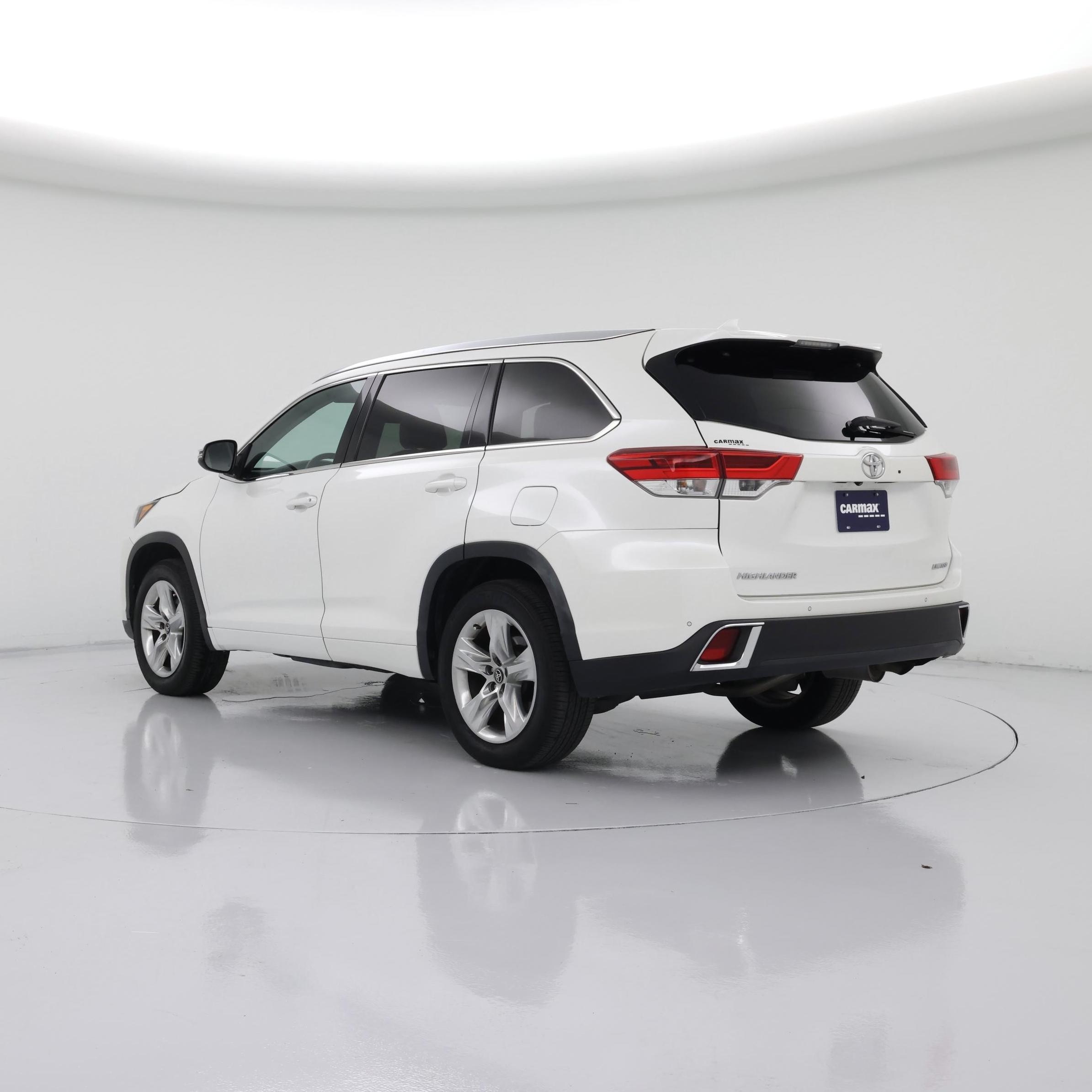 Thumbnail: 2017 Toyota Highlander - 2