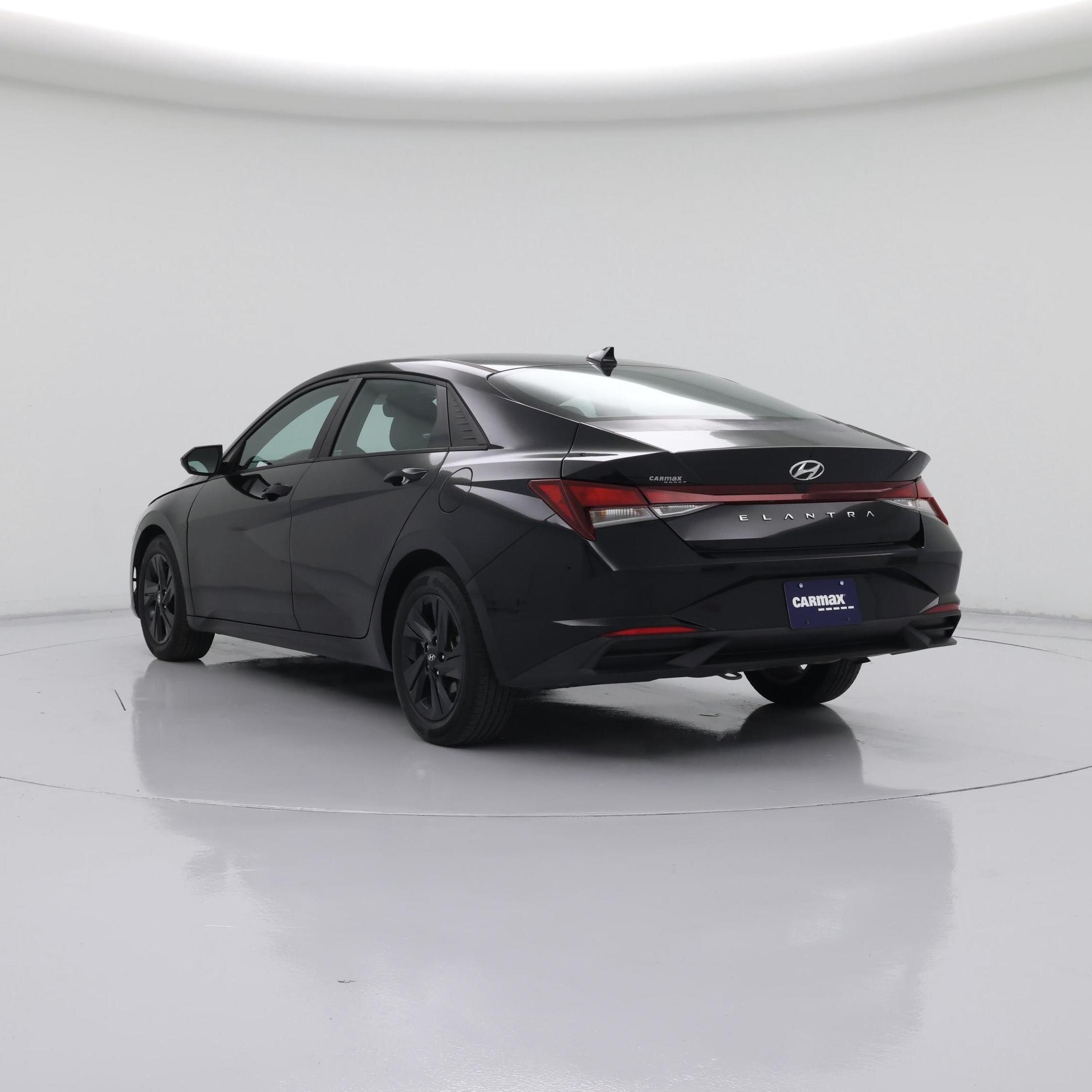 Thumbnail: 2022 Hyundai Elantra - 2