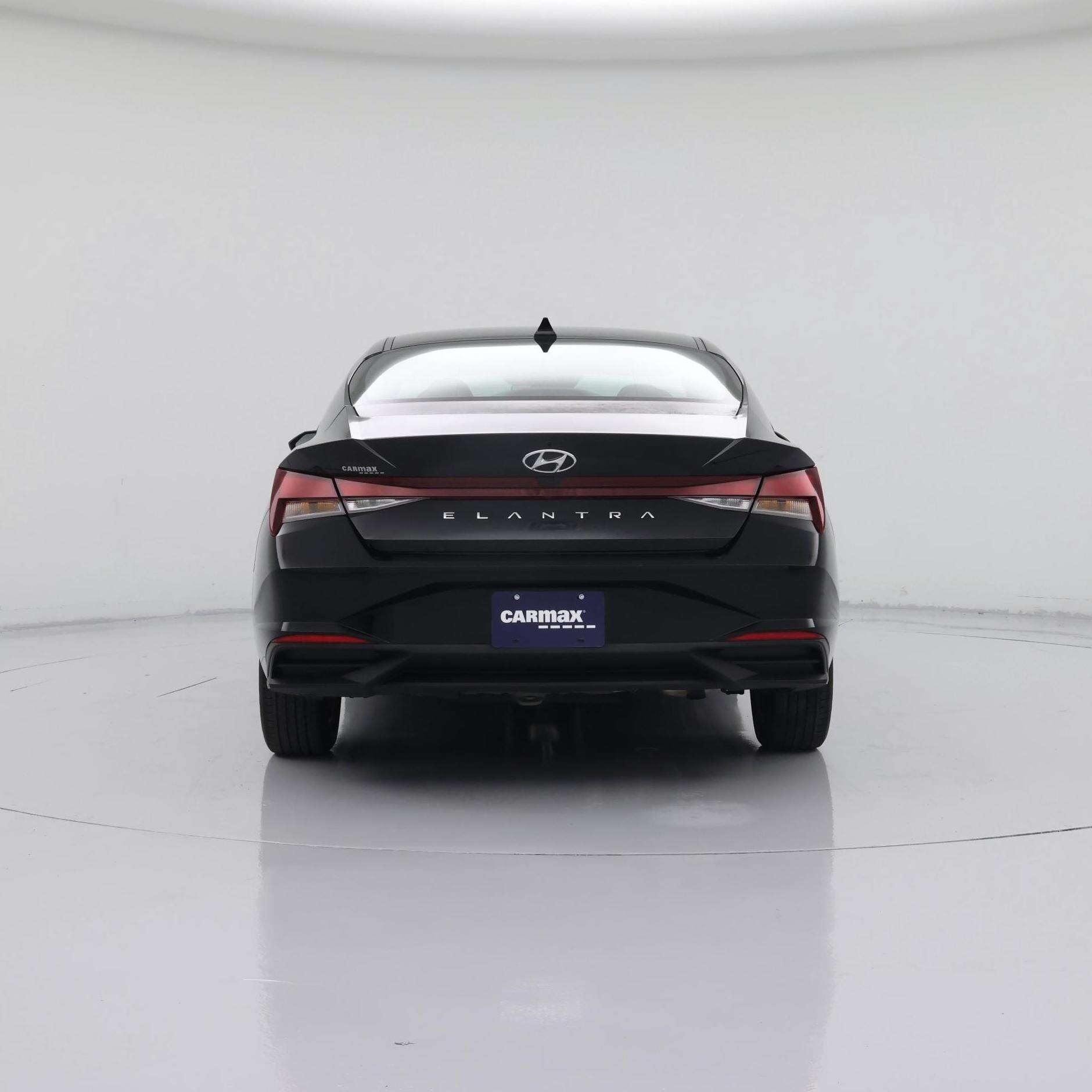 Thumbnail: 2022 Hyundai Elantra - 6