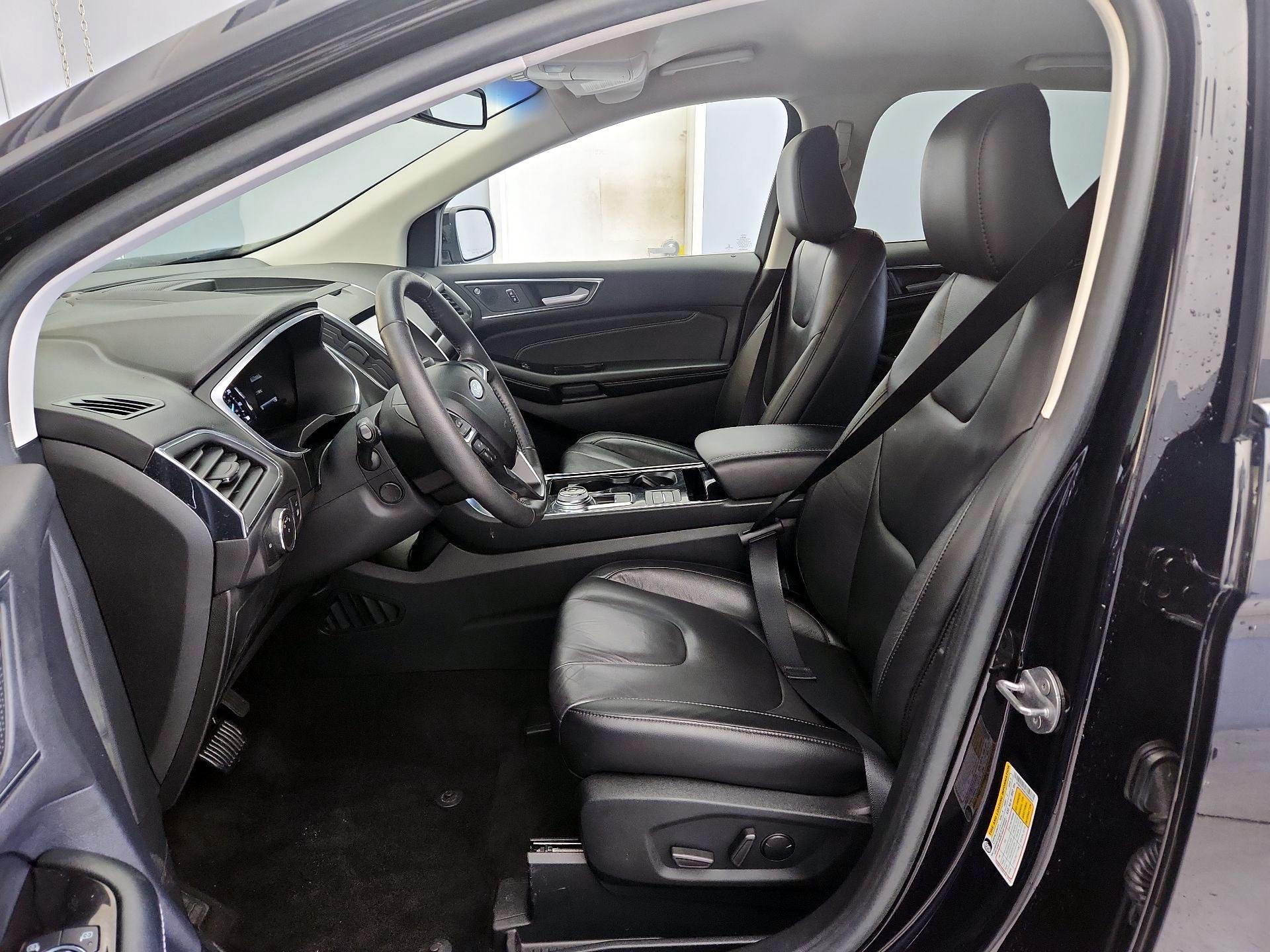 Thumbnail: 2020 Ford Edge - 11