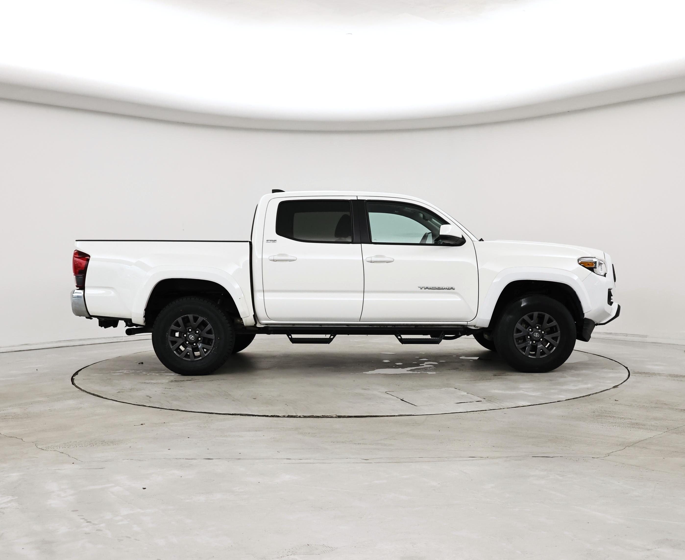 Thumbnail: 2021 Toyota Tacoma - 7