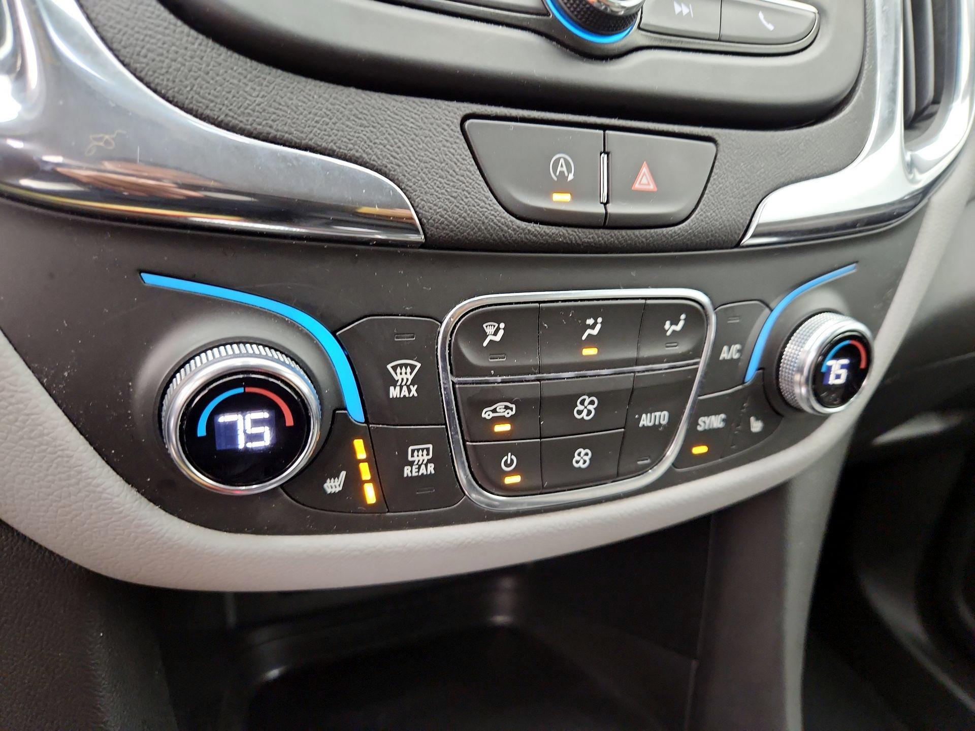 Thumbnail: 2023 Chevrolet Equinox - 16