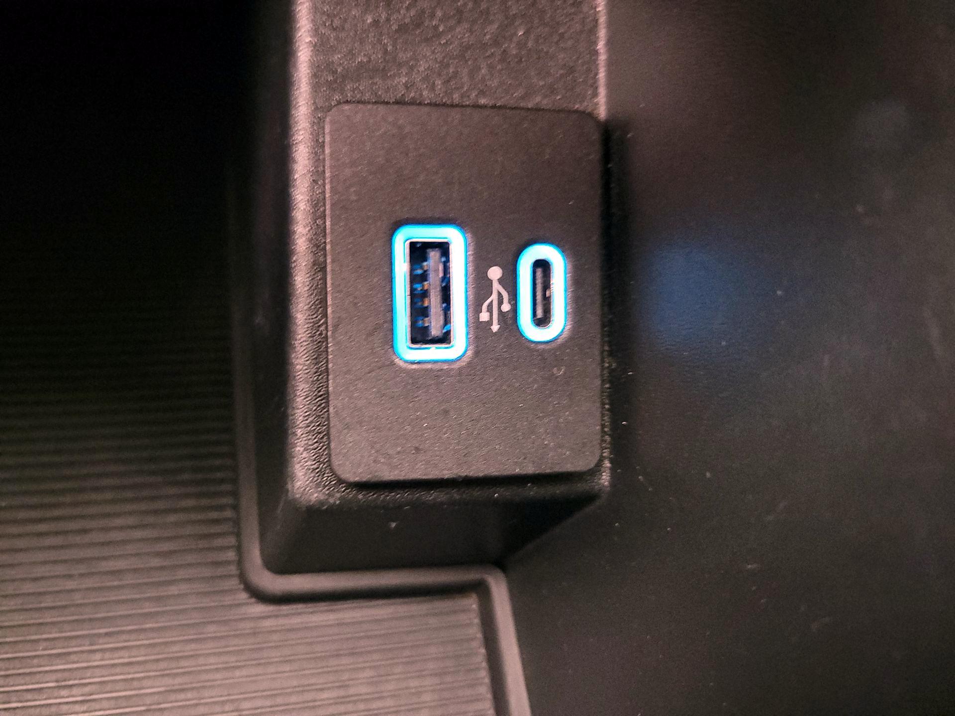 Thumbnail: 2024 Ford Edge - 18