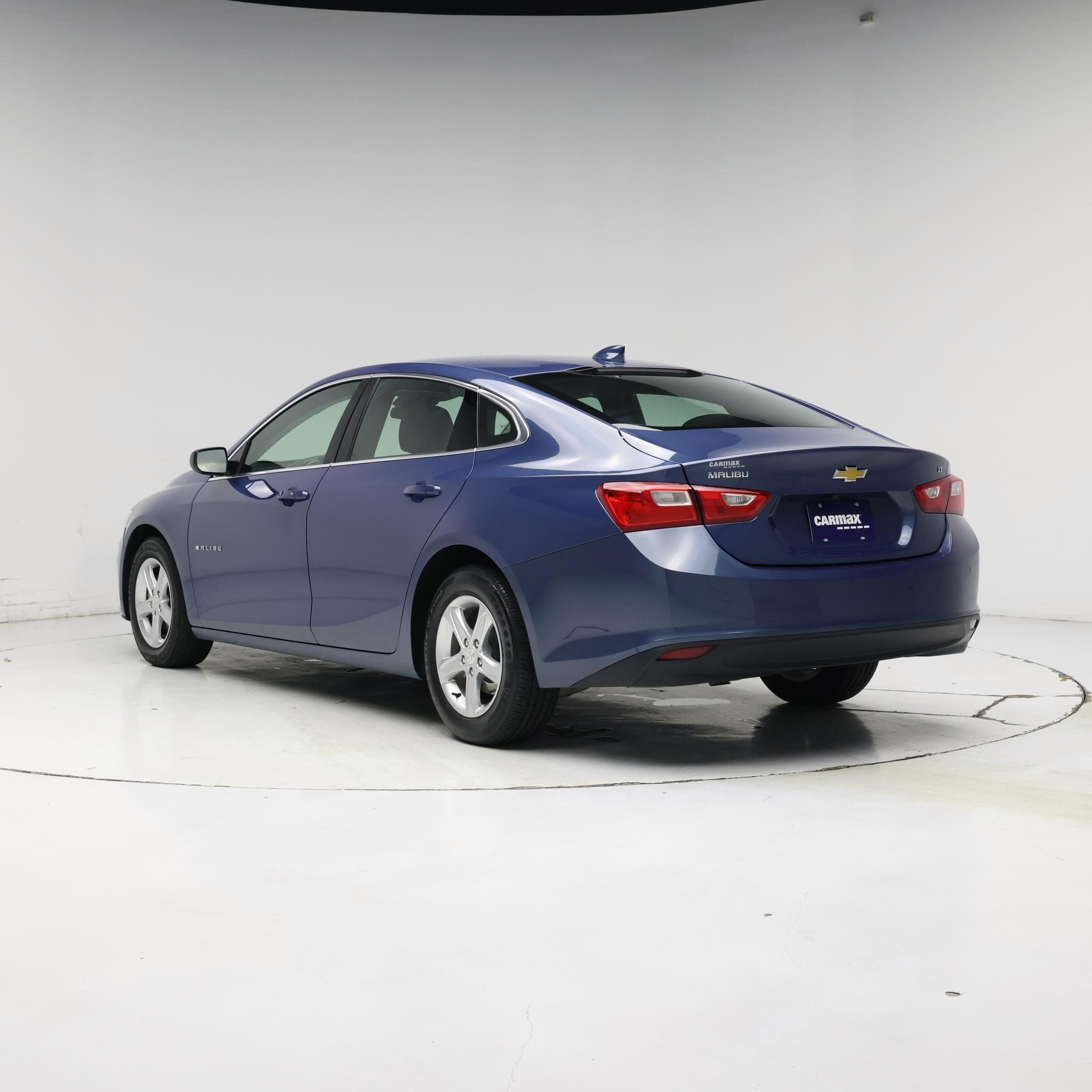 Thumbnail: 2024 Chevrolet Malibu - 2