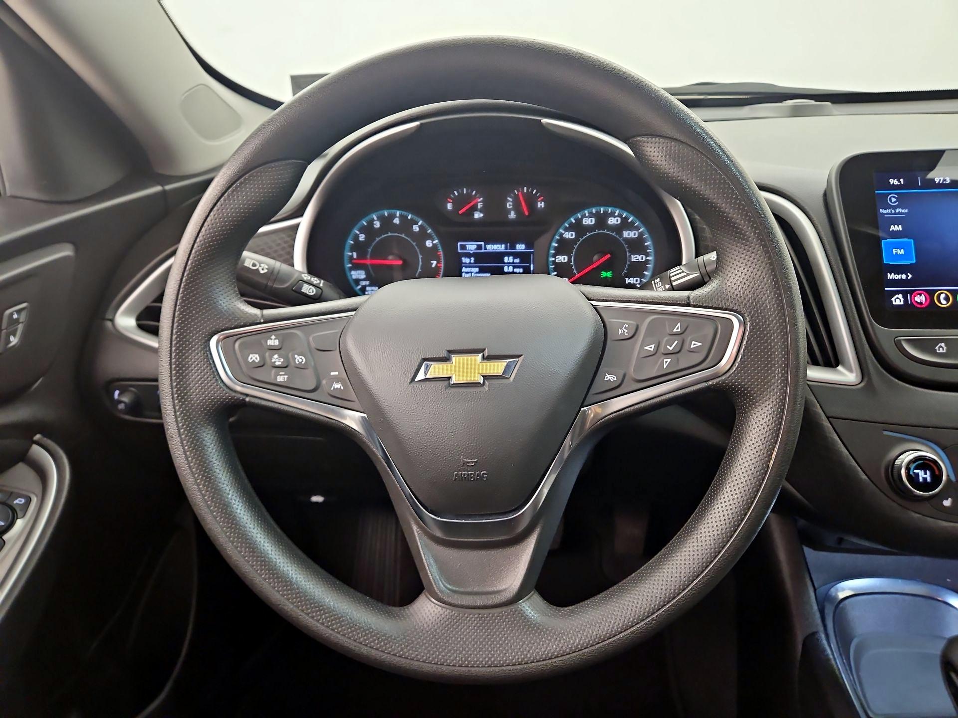 Thumbnail: 2024 Chevrolet Malibu - 10