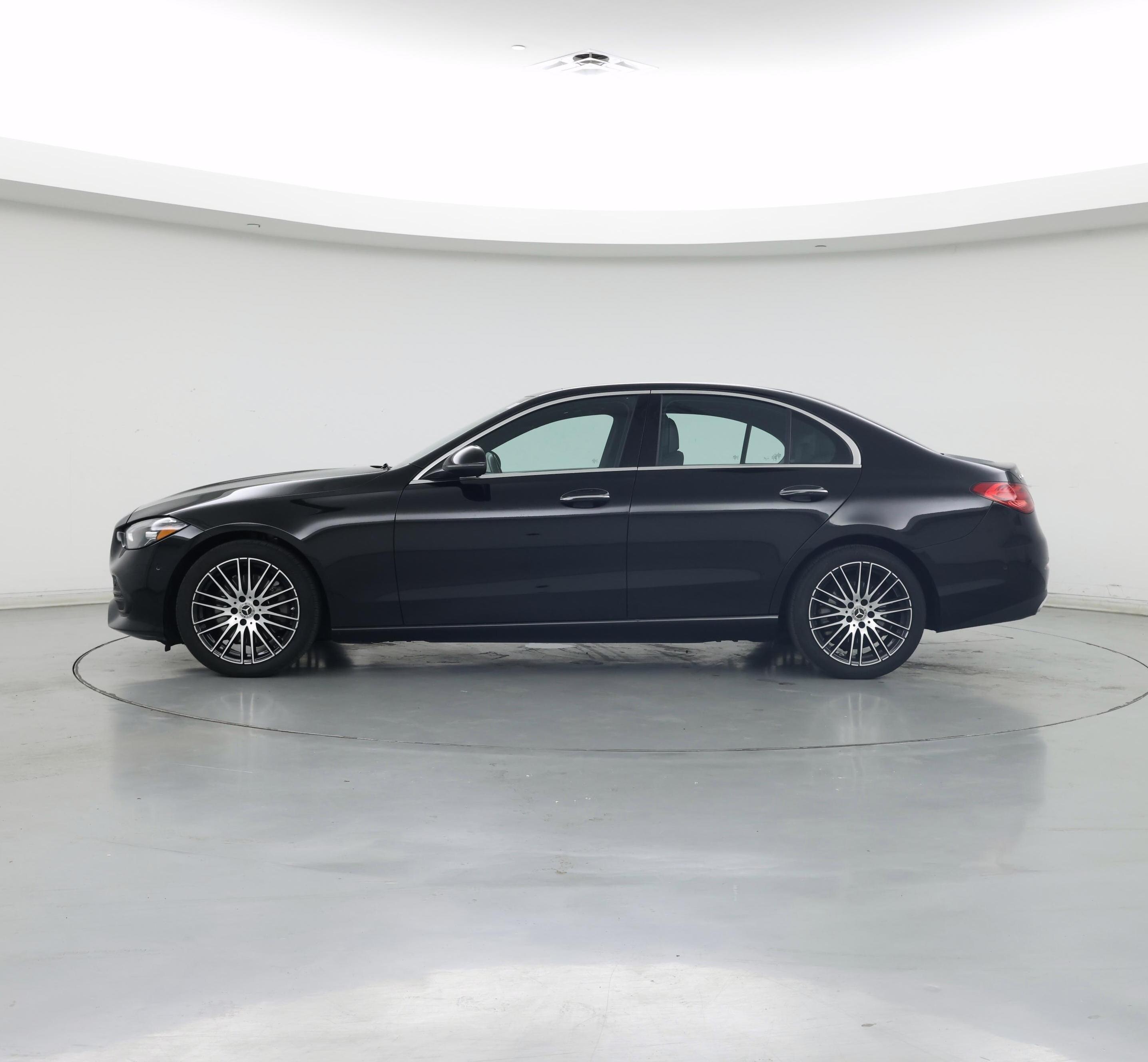 Thumbnail: 2024 Mercedes-Benz C-Class - 3