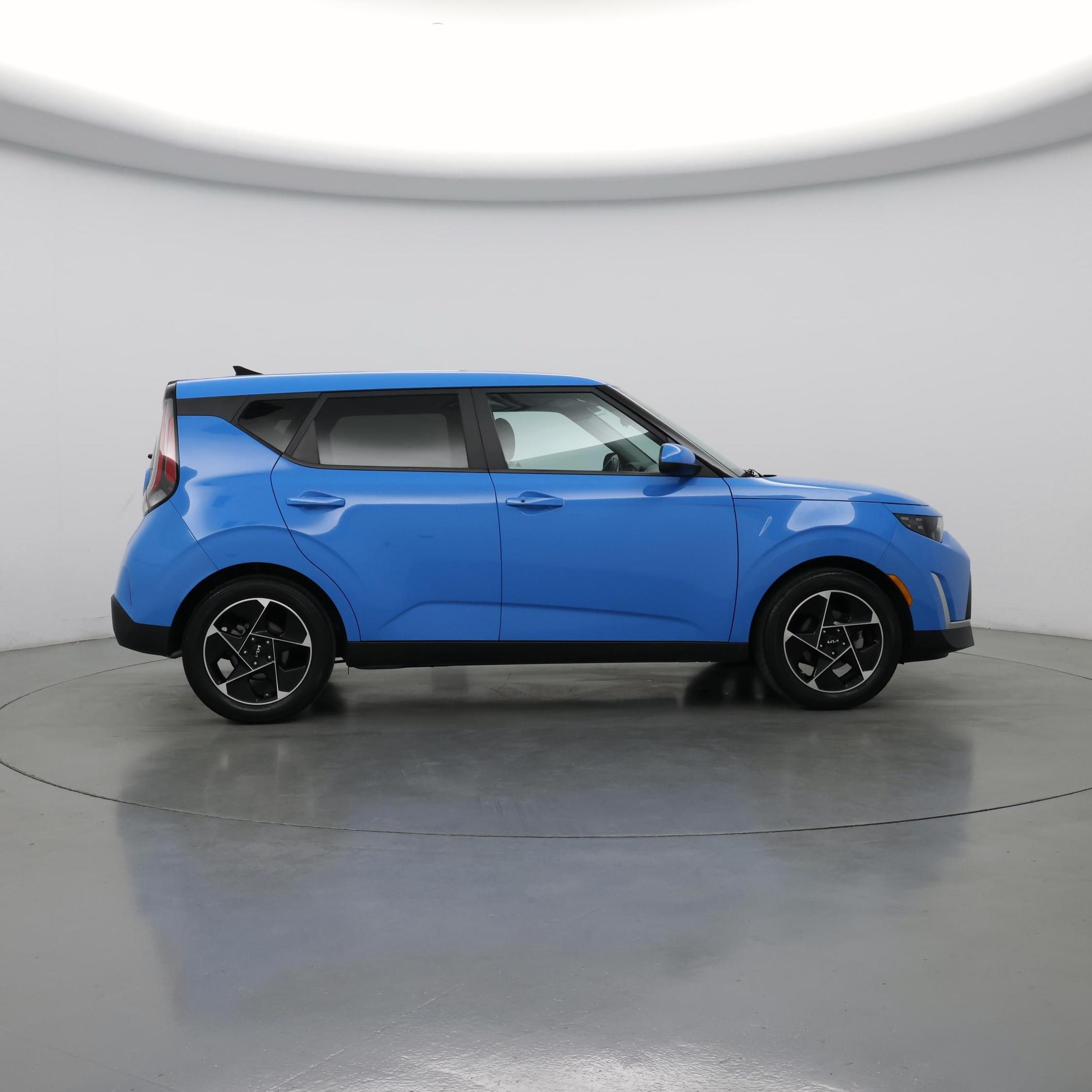 Thumbnail: 2023 Kia Soul - 7