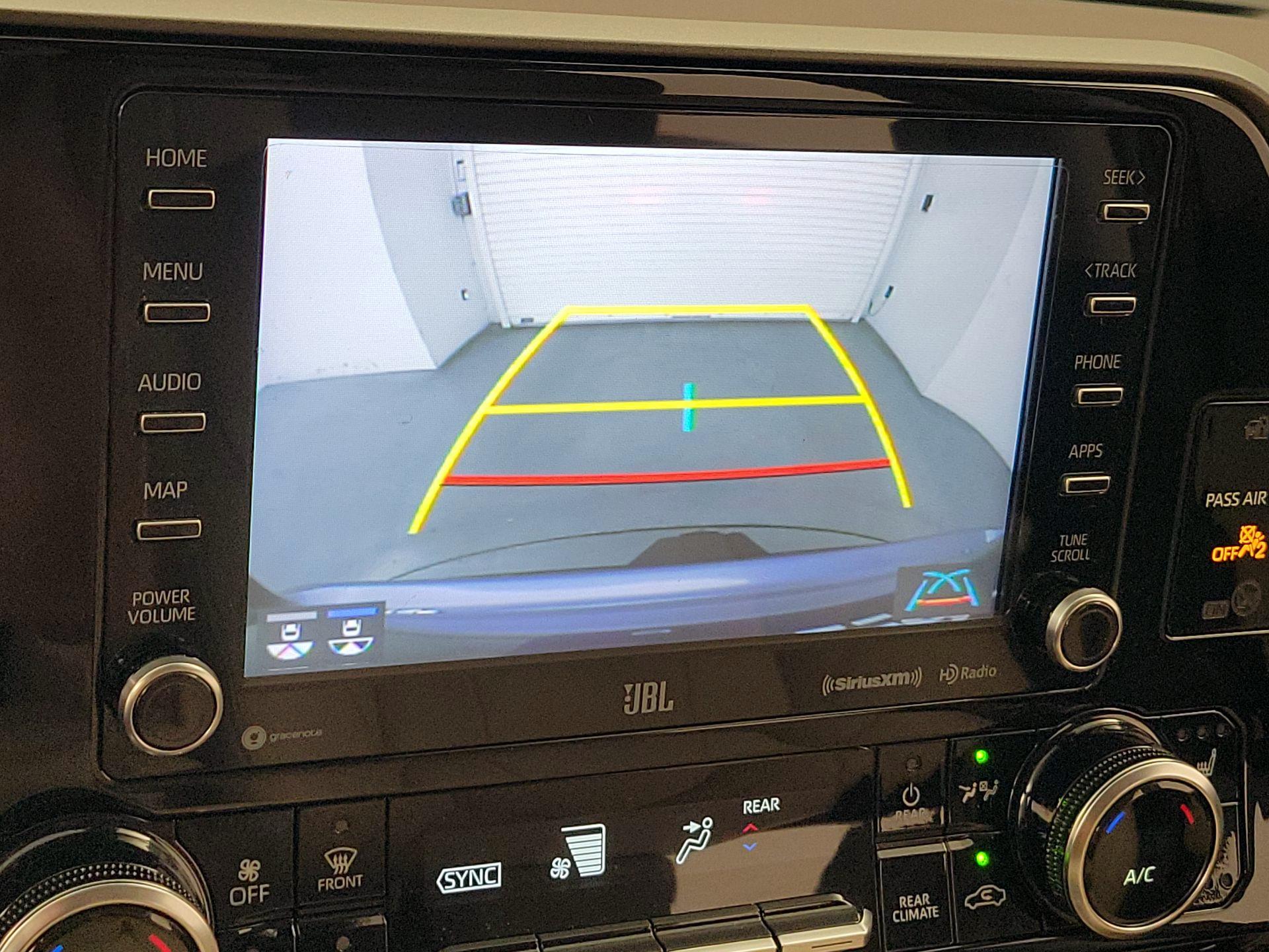 Thumbnail: 2022 Toyota Highlander - 15