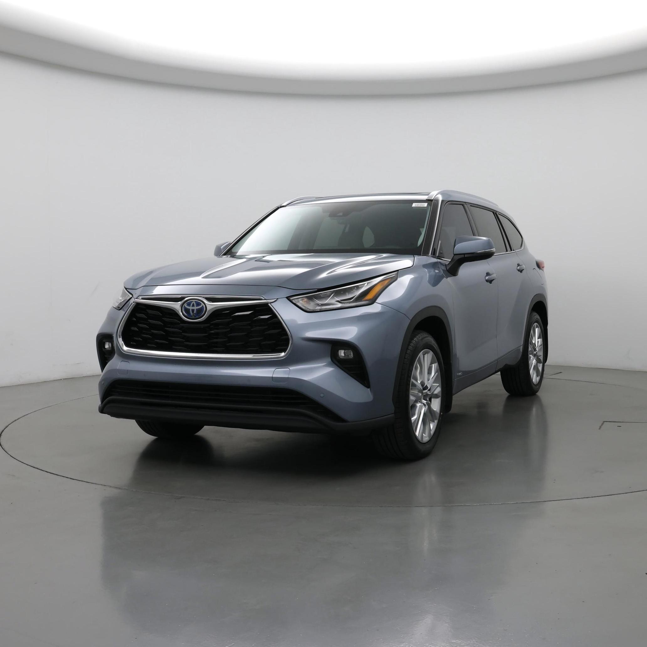 Thumbnail: 2022 Toyota Highlander - 4