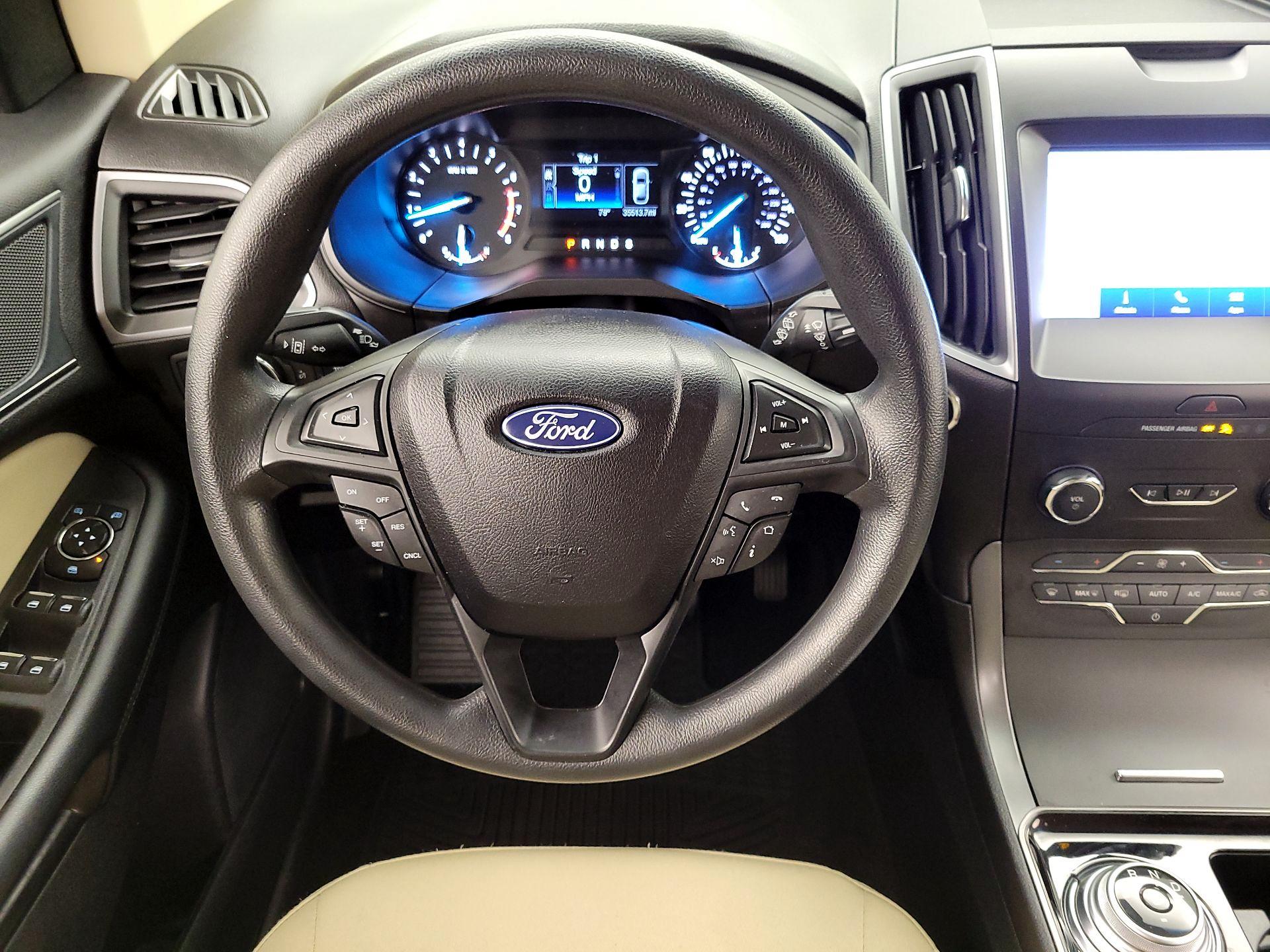 Thumbnail: 2020 Ford Edge - 10