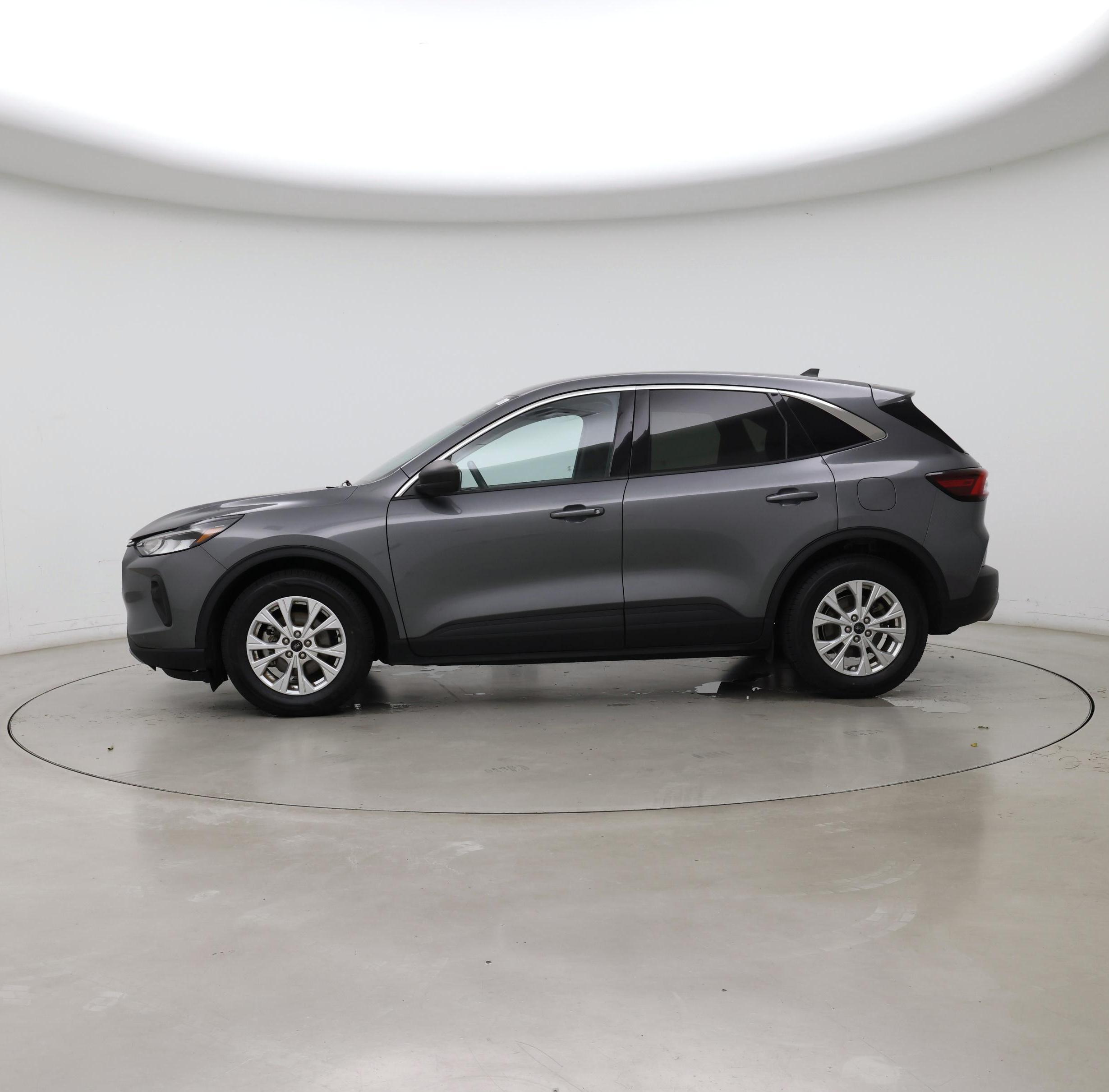 Thumbnail: 2023 Ford Escape - 3