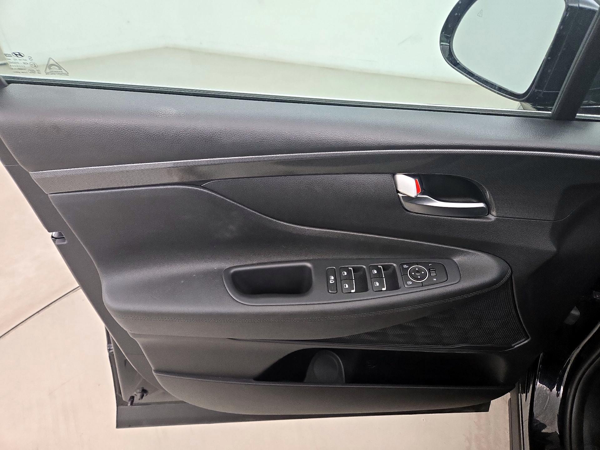 Thumbnail: 2023 Hyundai Santa Fe - 12