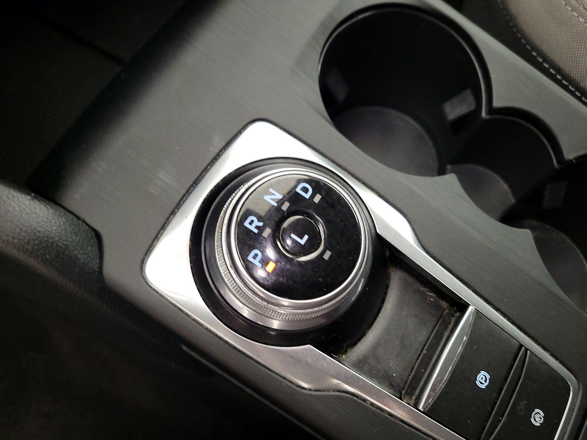 Thumbnail: 2021 Ford Escape - 17