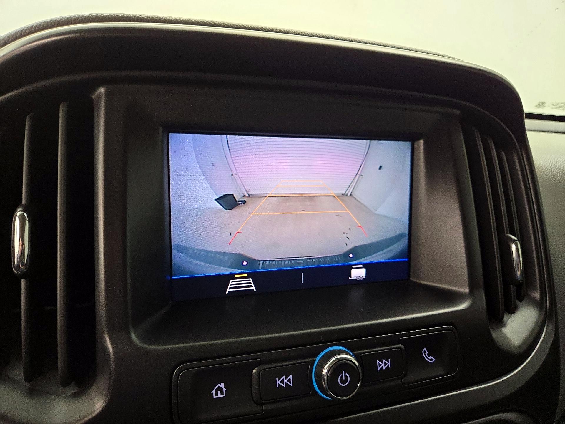 Thumbnail: 2022 Chevrolet Colorado - 14