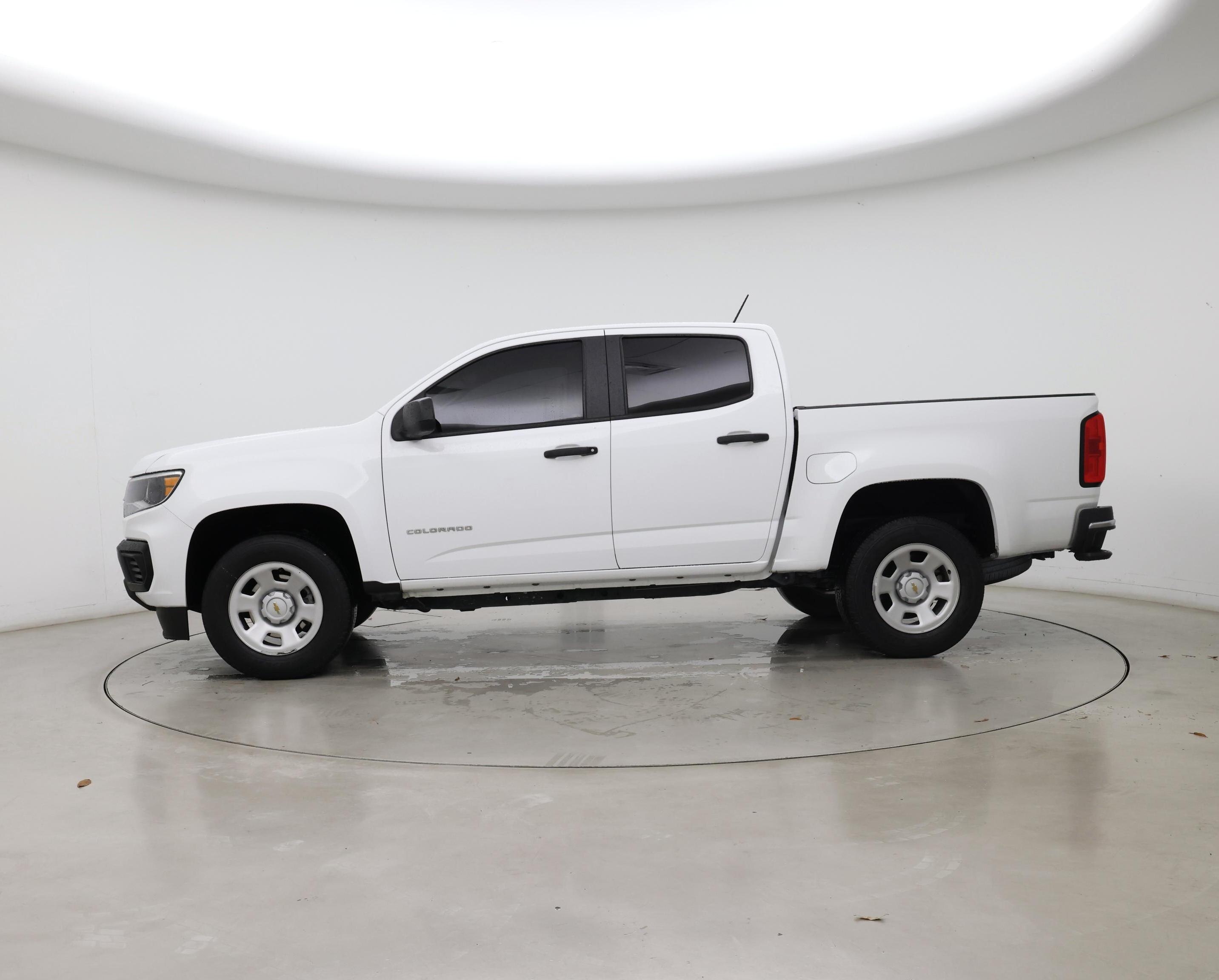 Thumbnail: 2022 Chevrolet Colorado - 3