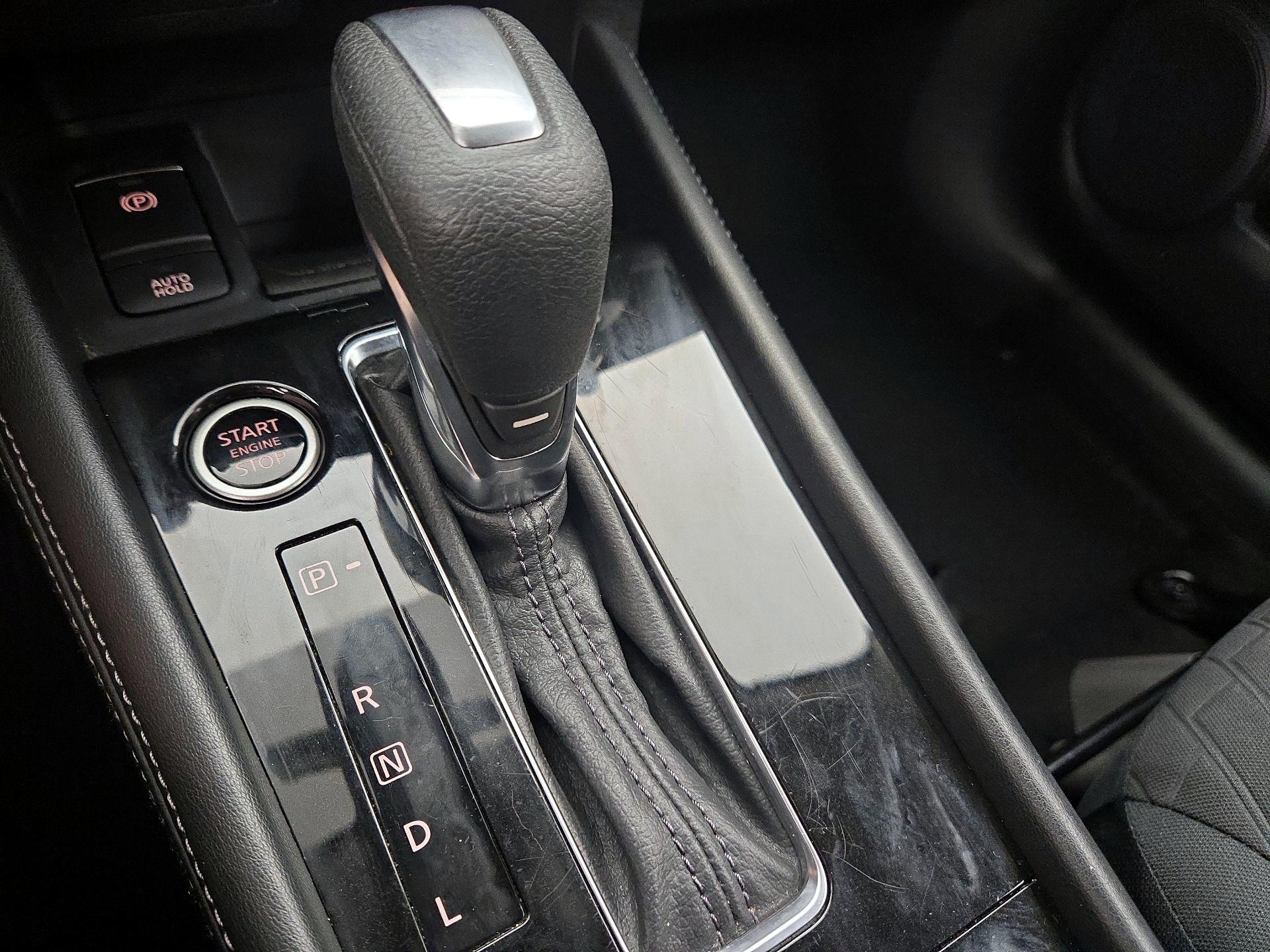 Thumbnail: 2021 Nissan Kicks - 16