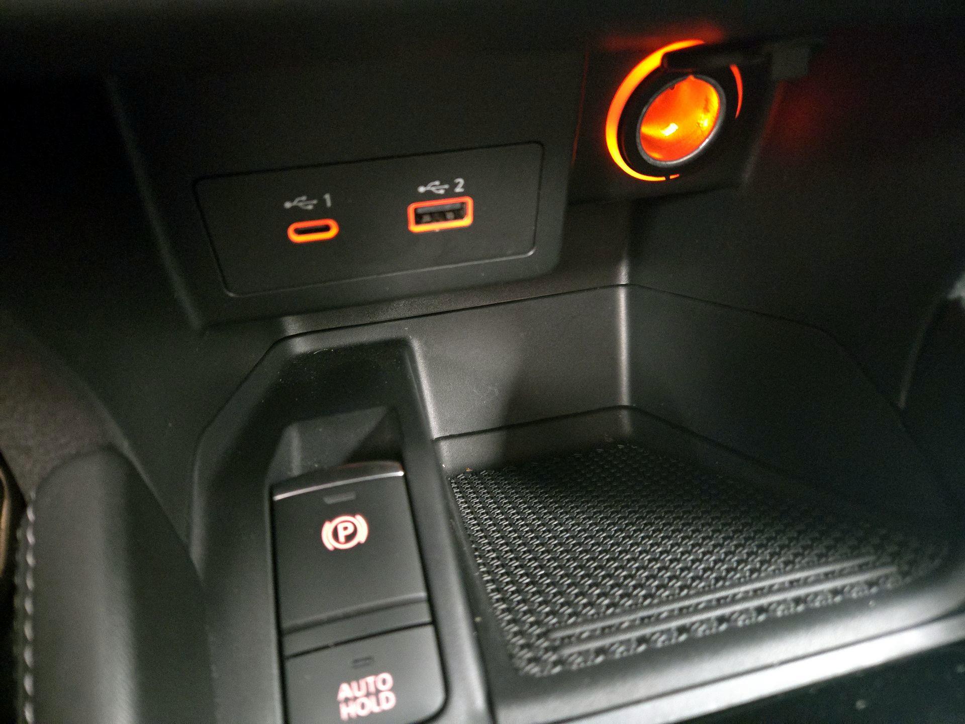 Thumbnail: 2021 Nissan Kicks - 17