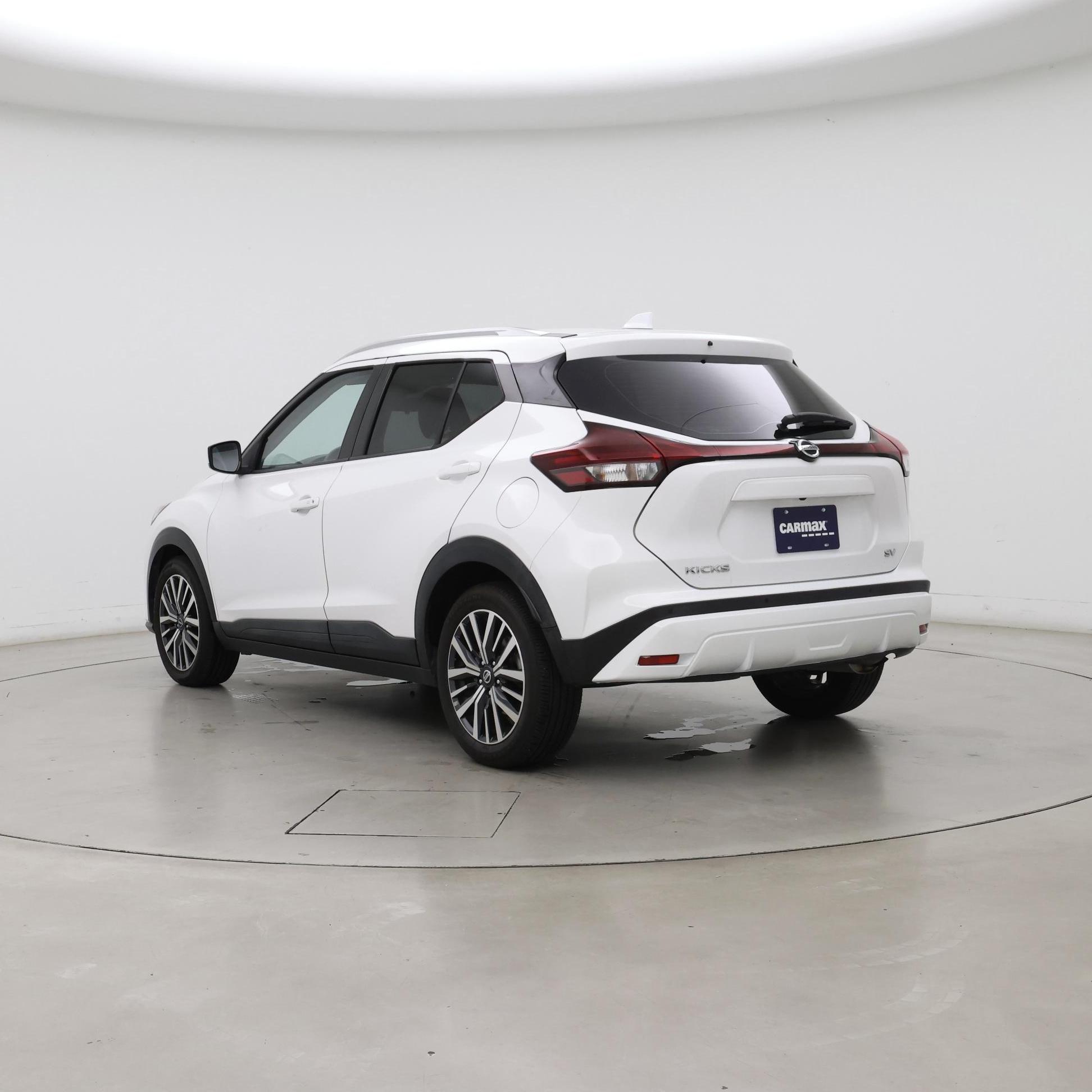 Thumbnail: 2021 Nissan Kicks - 2