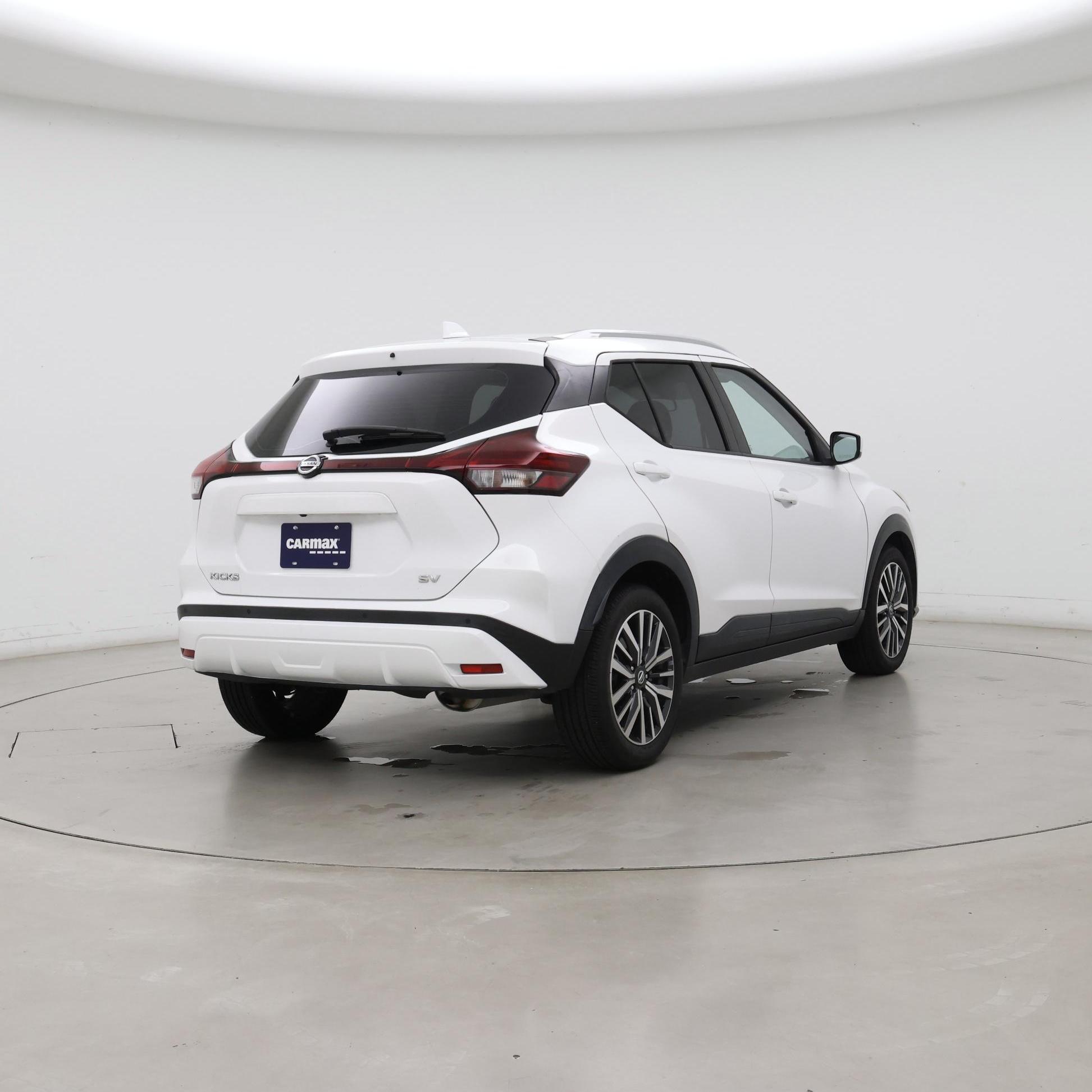 Thumbnail: 2021 Nissan Kicks - 8