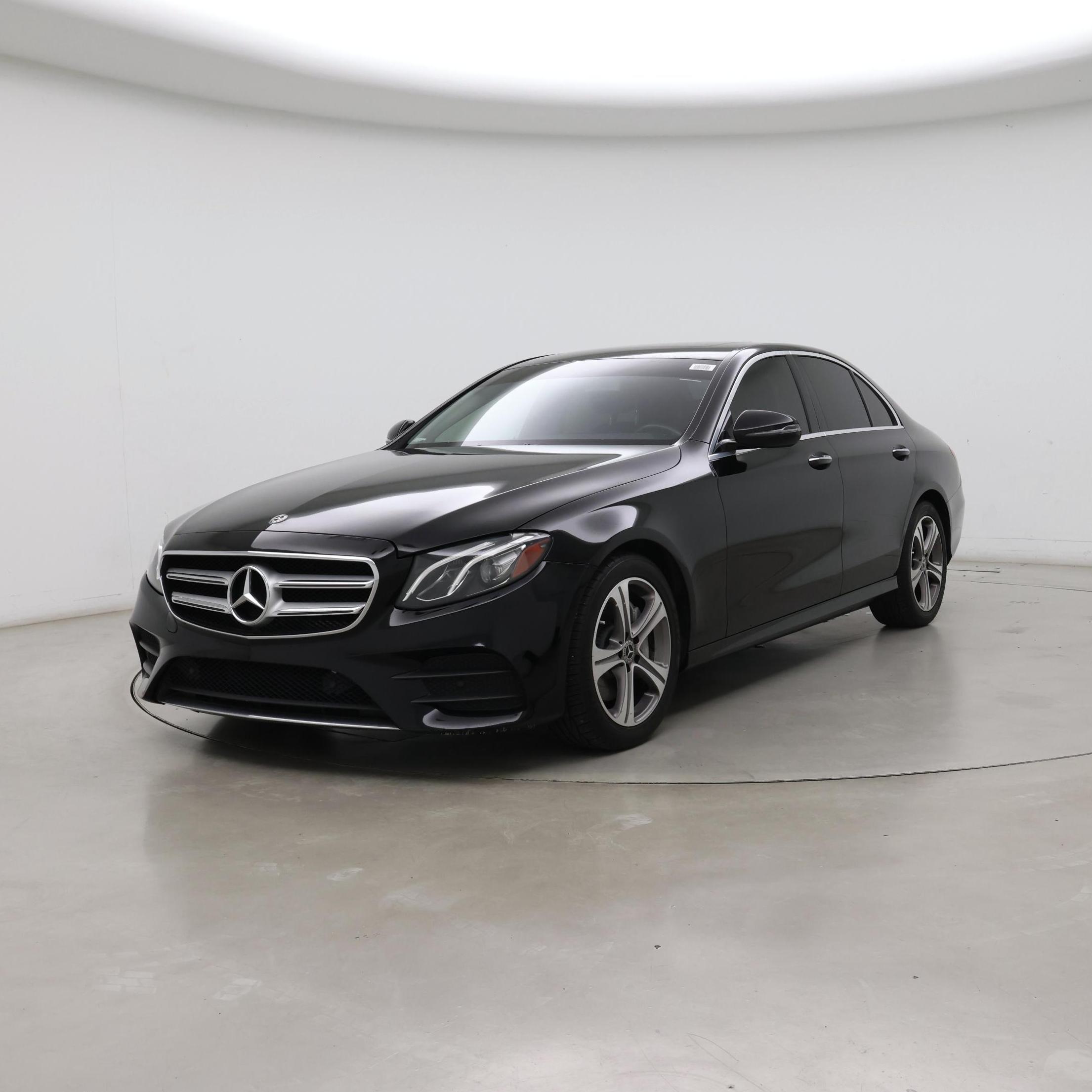 Thumbnail: 2020 Mercedes-Benz E-Class - 4