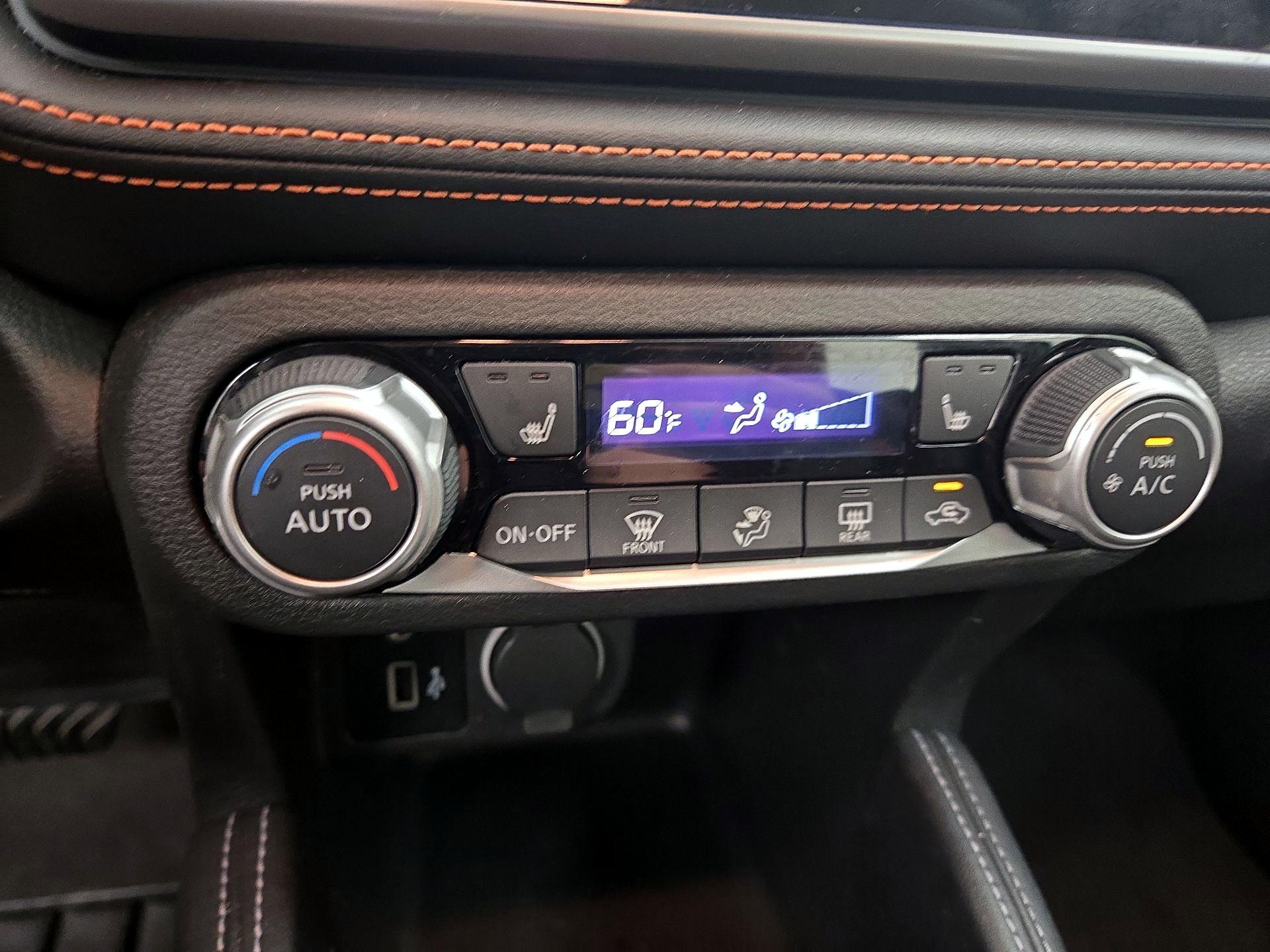 Thumbnail: 2020 Nissan Kicks - 15