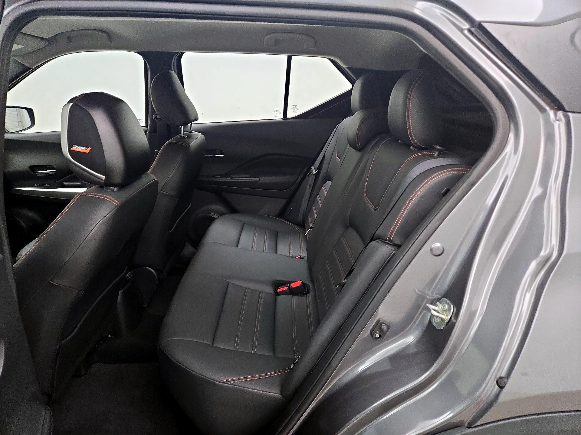 Thumbnail: 2020 Nissan Kicks - 18