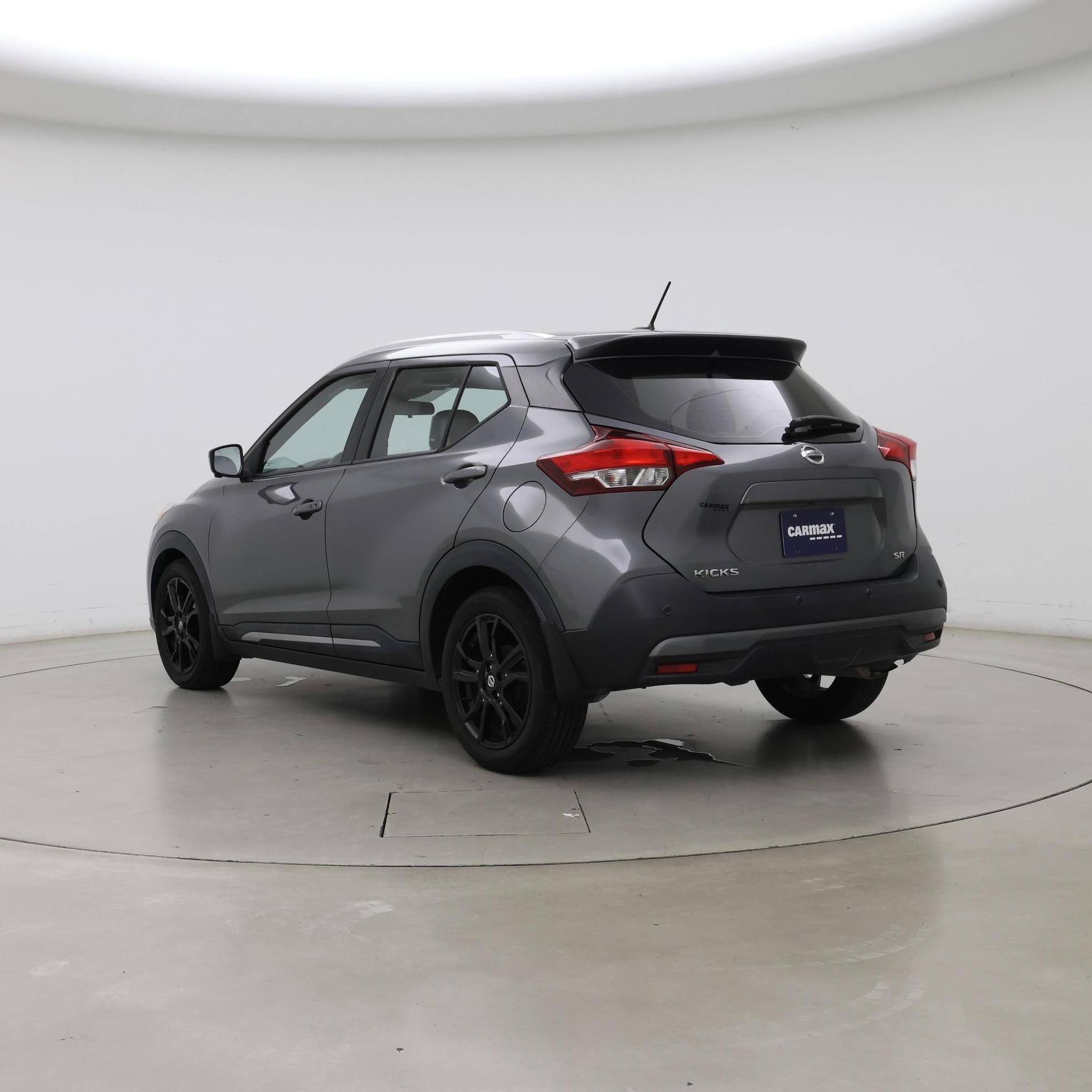 Thumbnail: 2020 Nissan Kicks - 2
