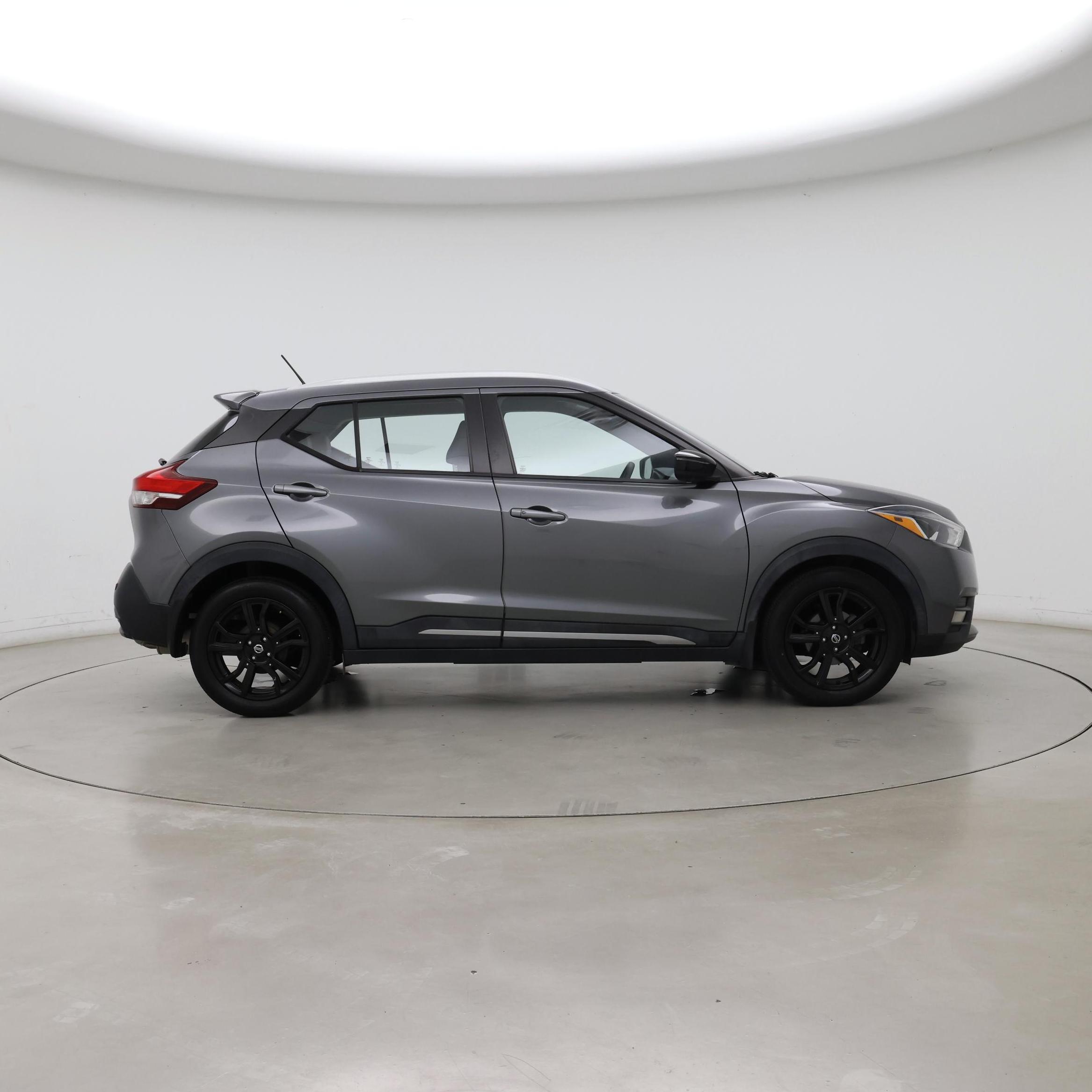 Thumbnail: 2020 Nissan Kicks - 7