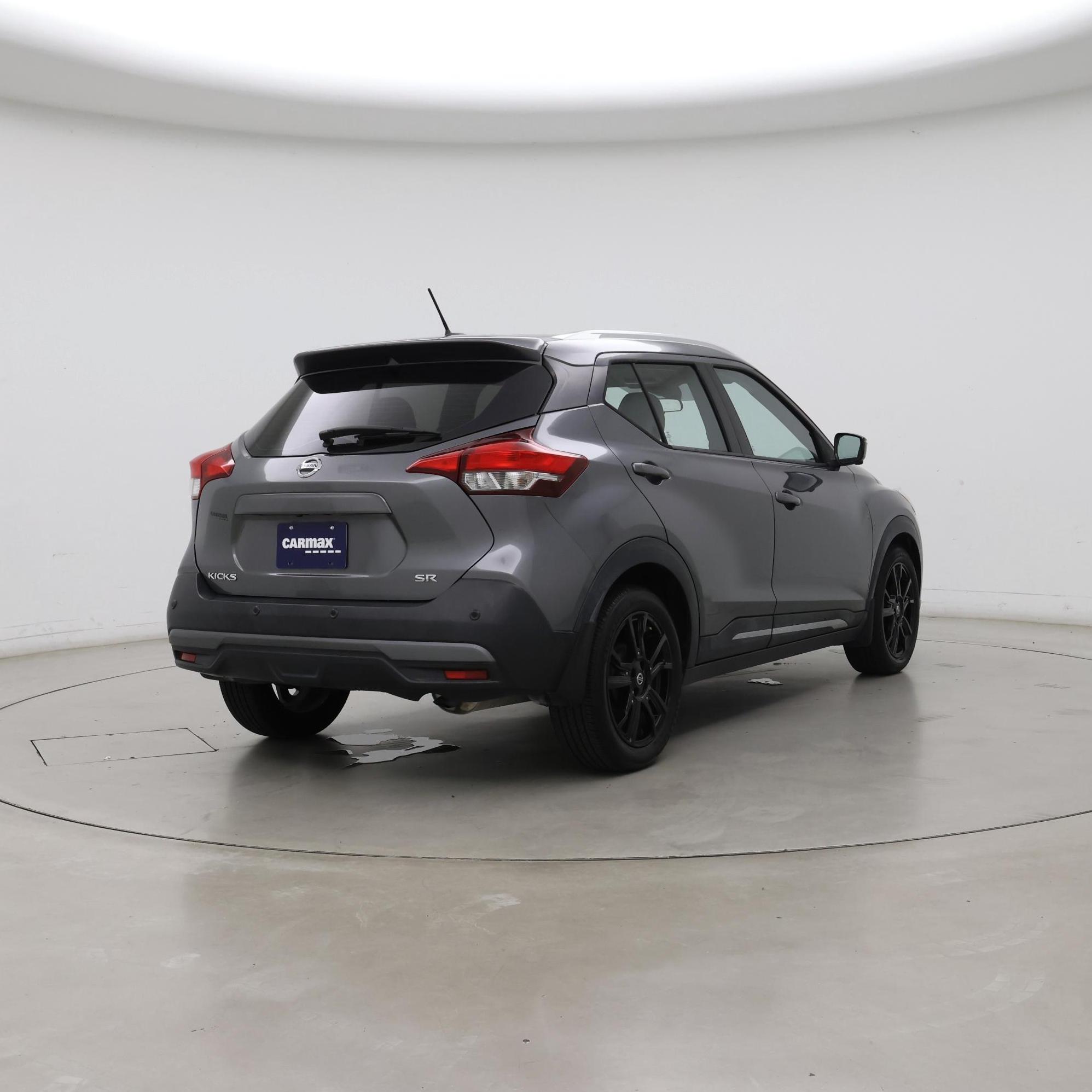 Thumbnail: 2020 Nissan Kicks - 8