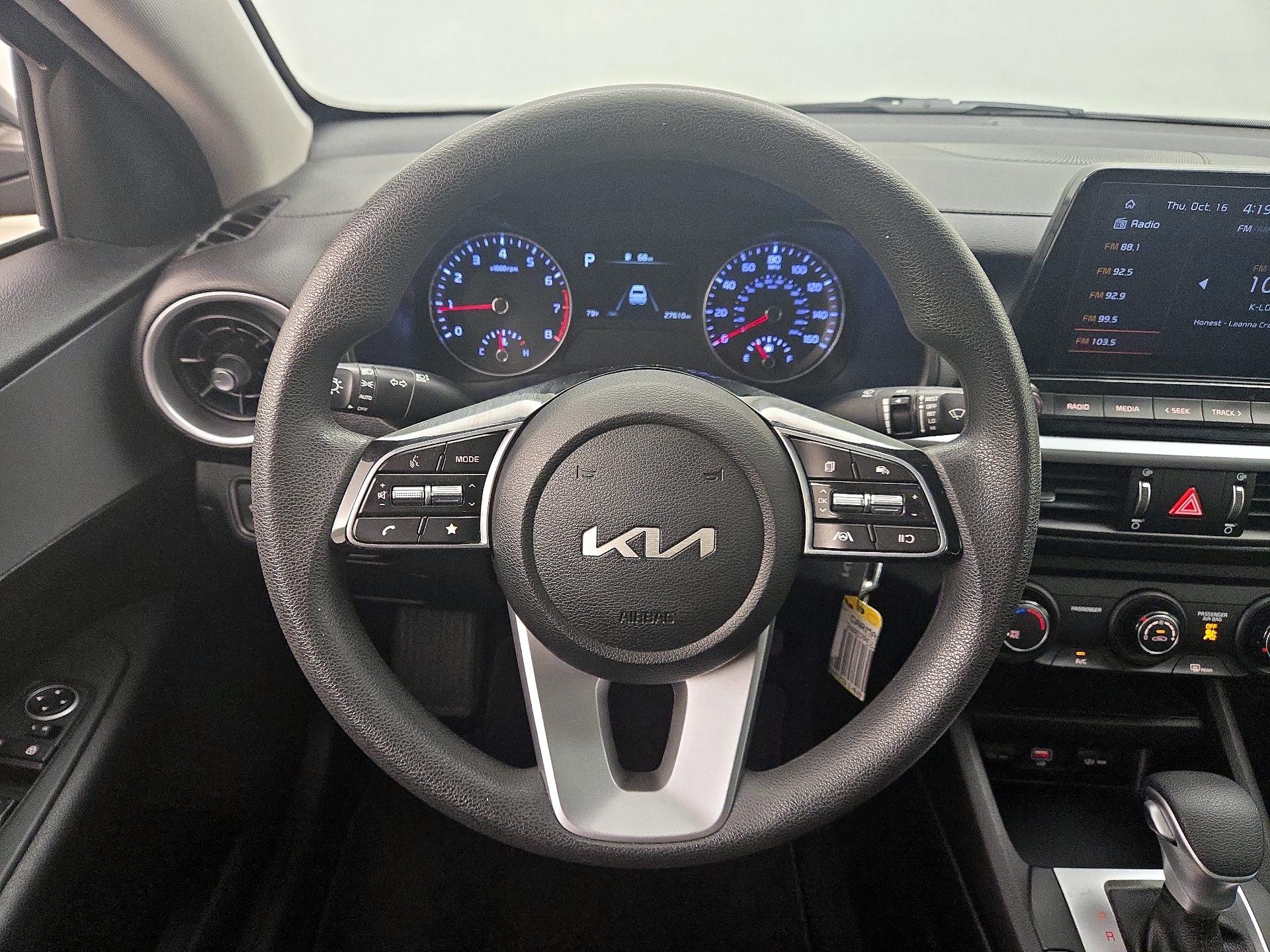 Thumbnail: 2023 Kia Forte - 10