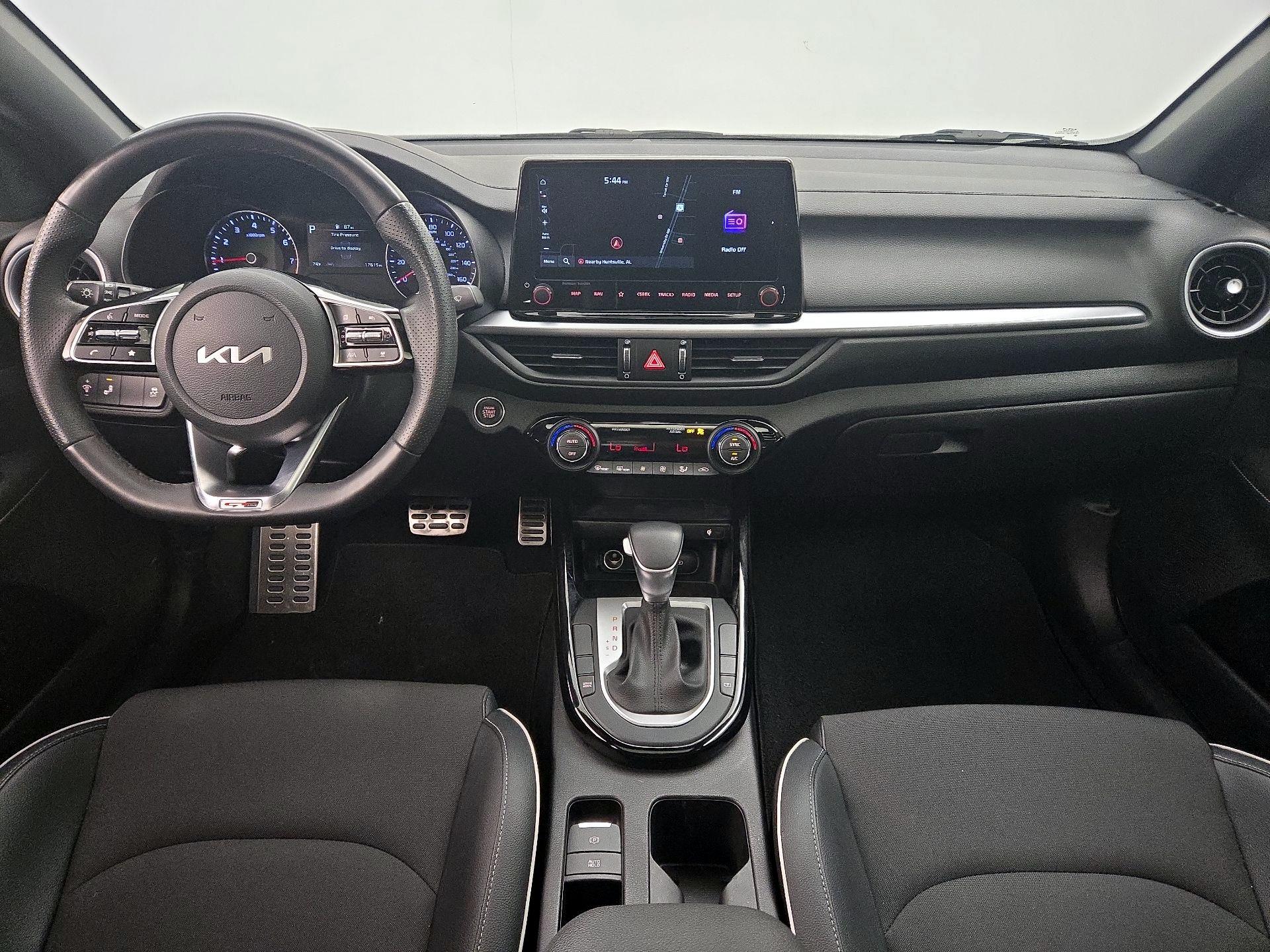 Thumbnail: 2023 Kia Forte - 9