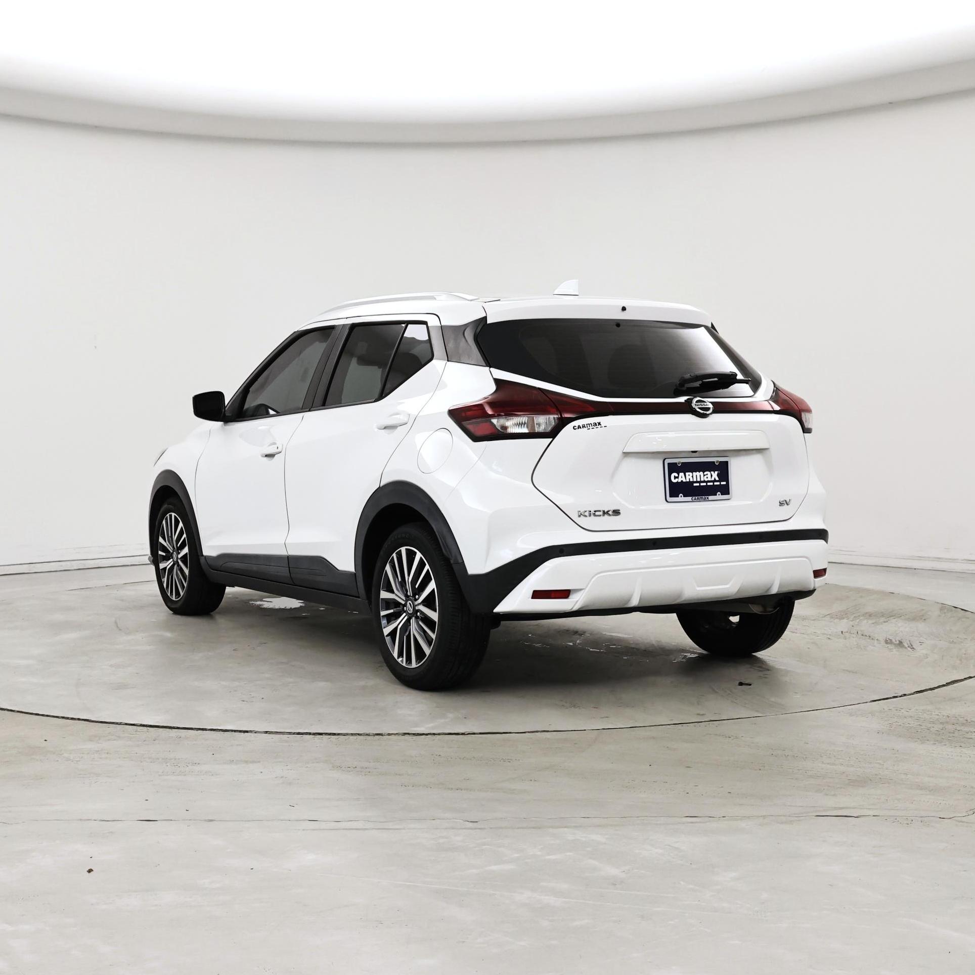 Thumbnail: 2021 Nissan Kicks - 2