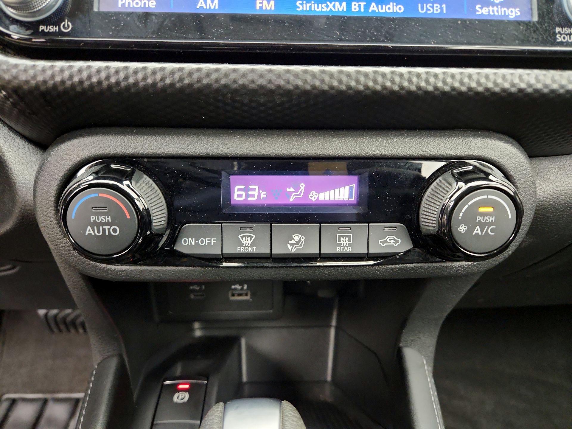 Thumbnail: 2021 Nissan Kicks - 16