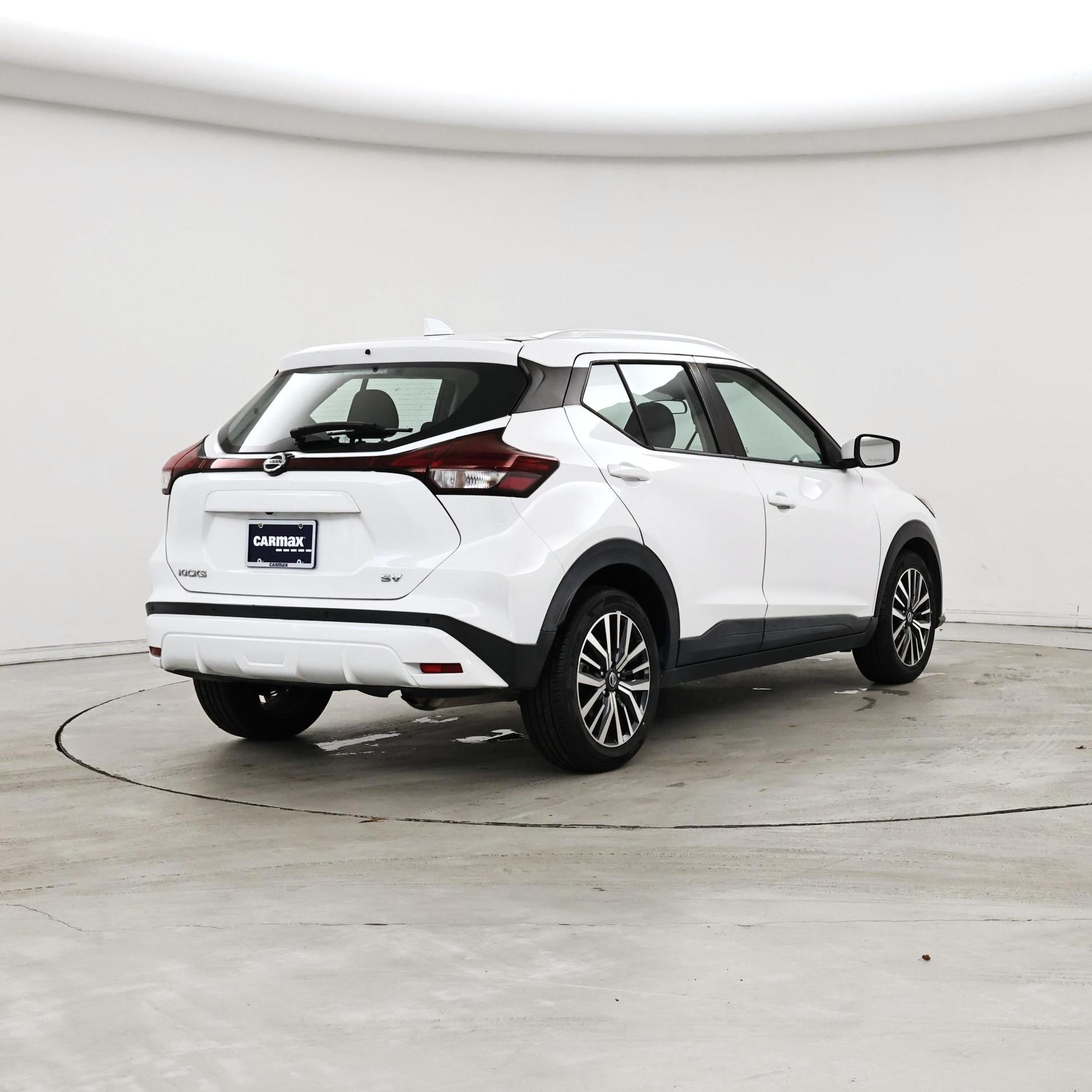 Thumbnail: 2021 Nissan Kicks - 8